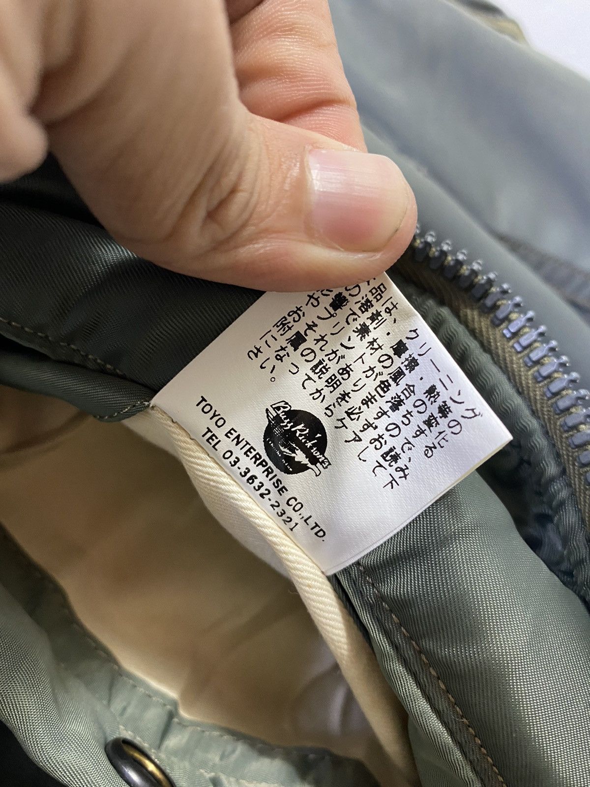 Buzz Rickson's Buzz Rickson’s Flight Jacket B-15D Design U.S Air Force Size US S / EU 44-46 / 1 - 10 Thumbnail