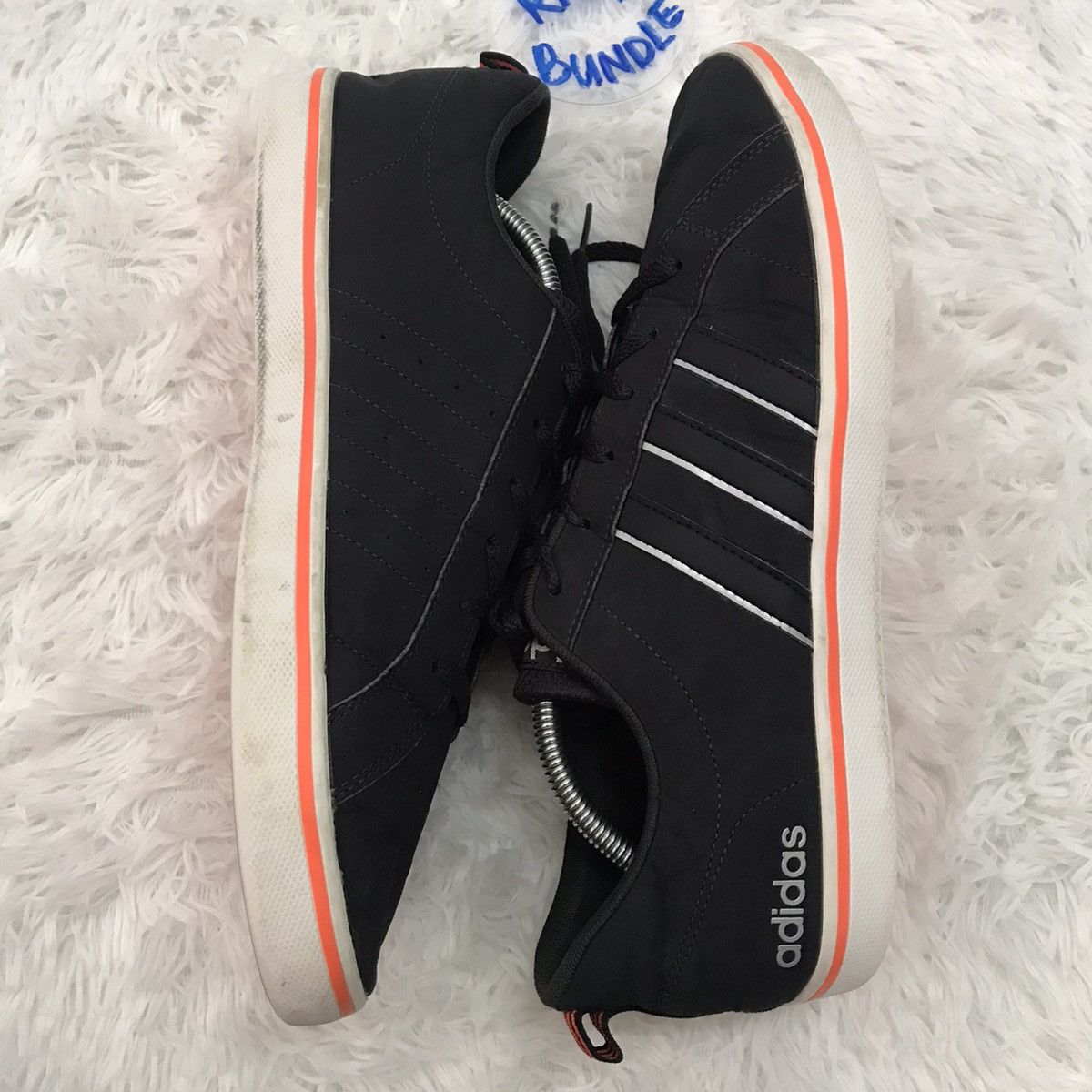 Adidas Adidas men’s Vs pace Basketball shoes Size US 11 / EU 44 - 11 Thumbnail