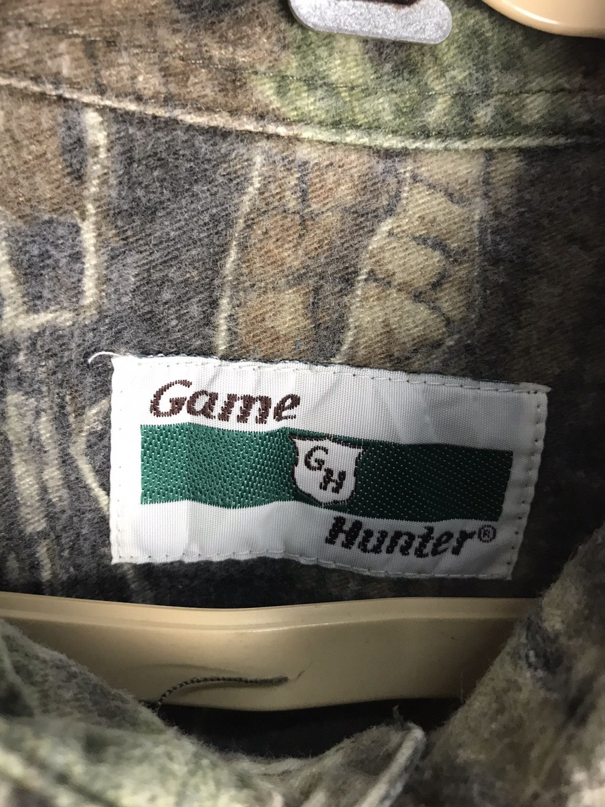 Japanese Brand Fullprint real tree button shirt flannel by game hunter Size US M / EU 48-50 / 2 - 4 Thumbnail