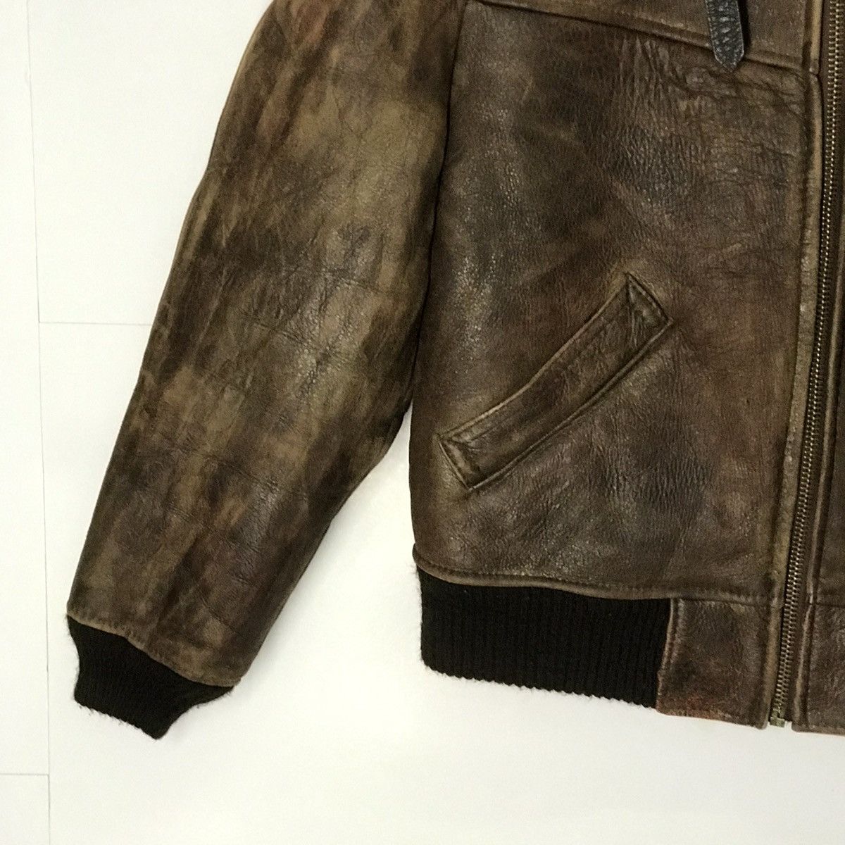 Avirex × Vintage 90s Avirex B-6 sheepskin leather products Jacket Size US M / EU 48-50 / 2 - 3 Thumbnail
