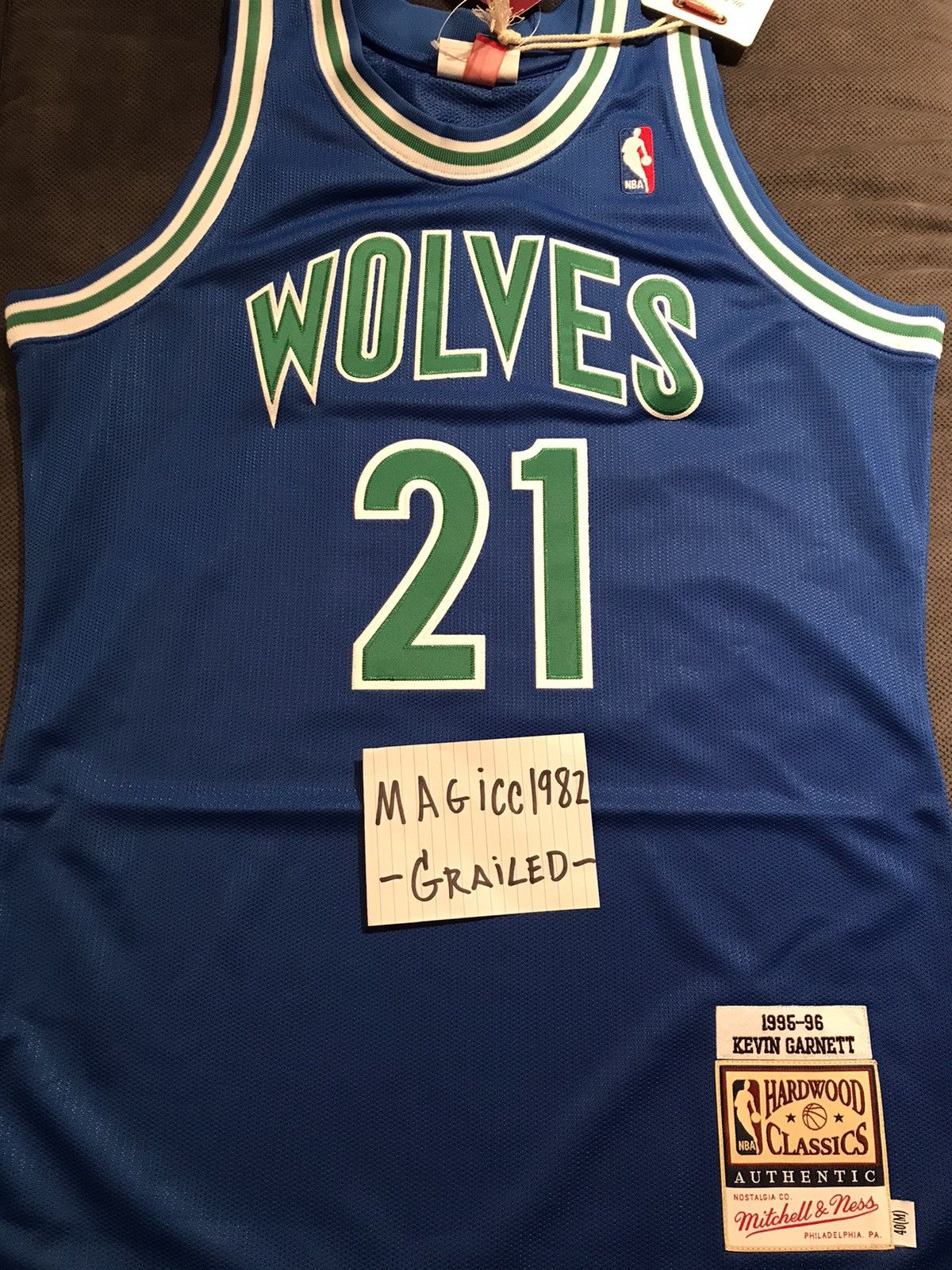 Mitchell & Ness Mitchell & Ness Kevin Garnett Authentic Jersey Final Reduce! Size US M / EU 48-50 / 2 - 2 Thumbnail