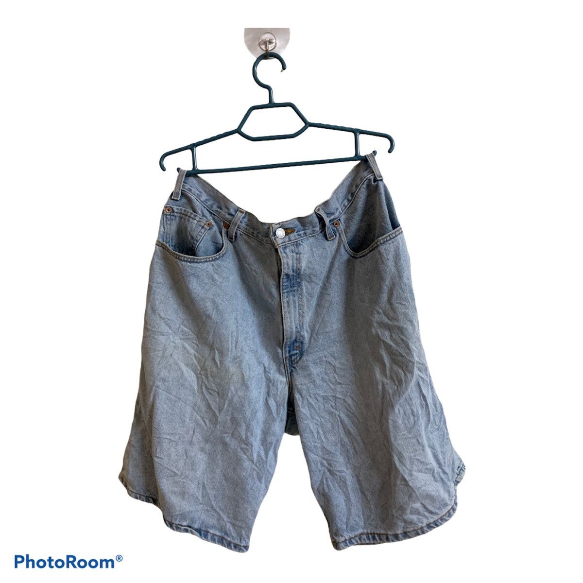 Vintage 90’s Levis Short Denim Jeans