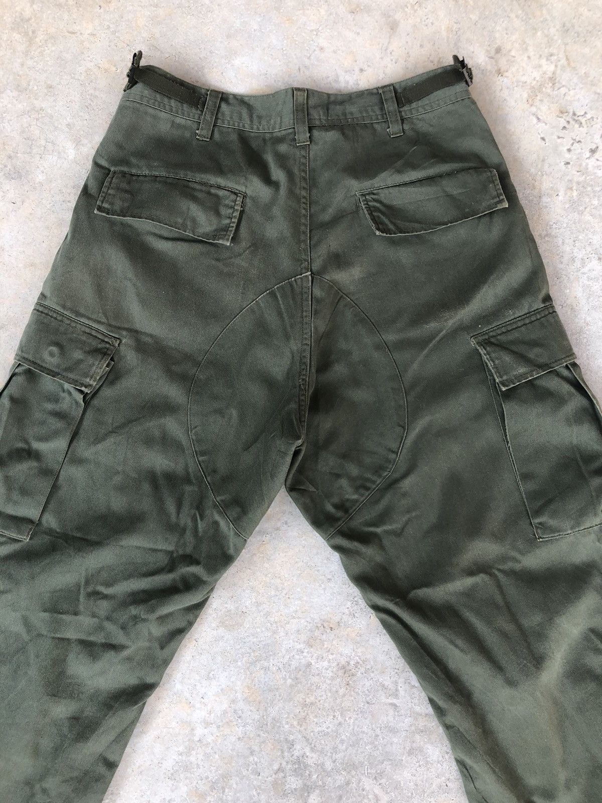 Vintage vintage Army Cargo Pants Navy Green Size US 32 / EU 48 - 4 Thumbnail