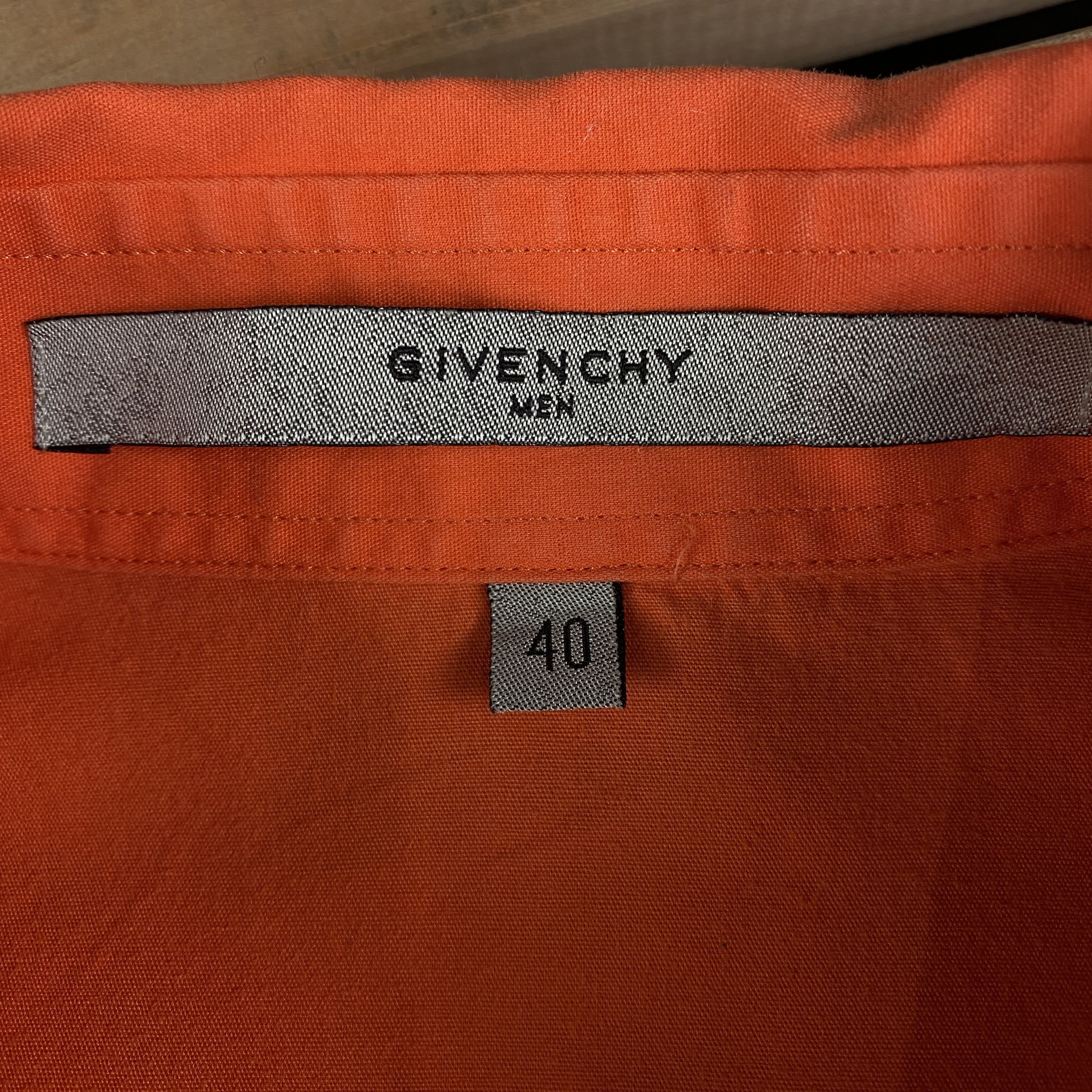 Vintage Mens Shirt Short Sleeve Givenchy Vintage Size 40 Size US L / EU 52-54 / 3 - 6 Thumbnail