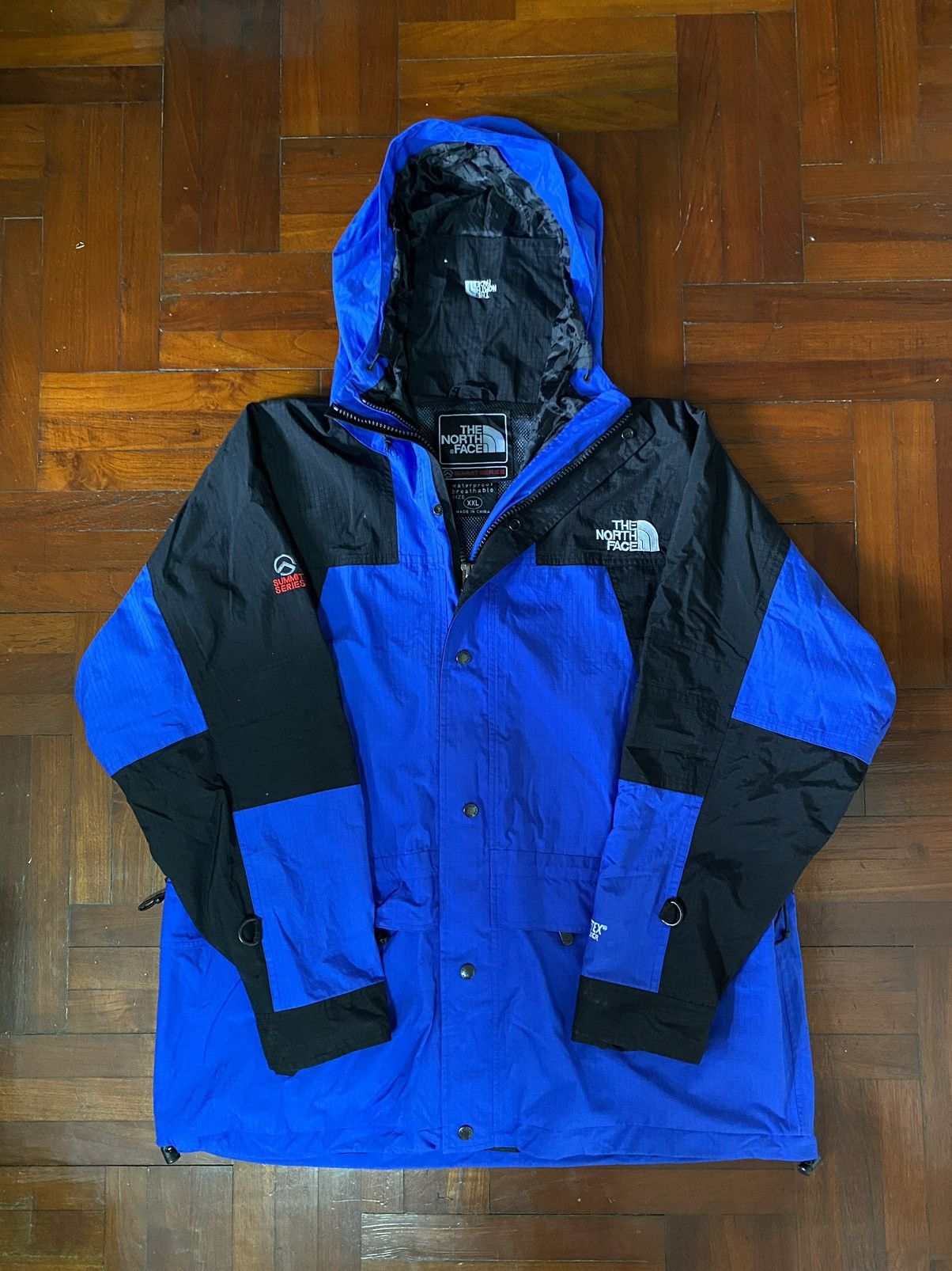 Vintage Vintage The North Face Gore Tex Summit Series Jacket | Grailed