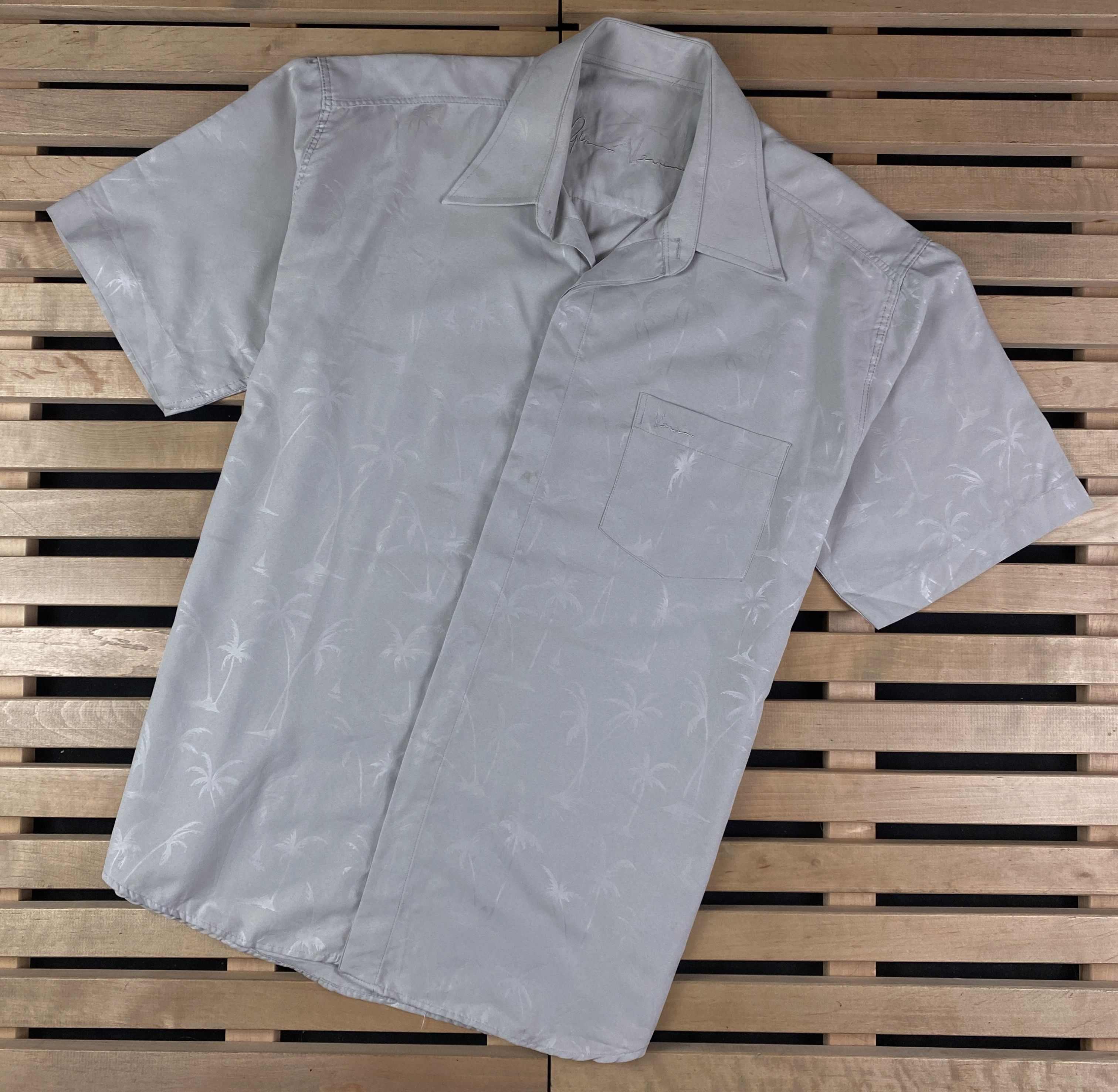 Versace × Vintage Mens Shirt Short Sleeve Gianni Versace Vintage Size L Size US L / EU 52-54 / 3 - 1 Thumbnail