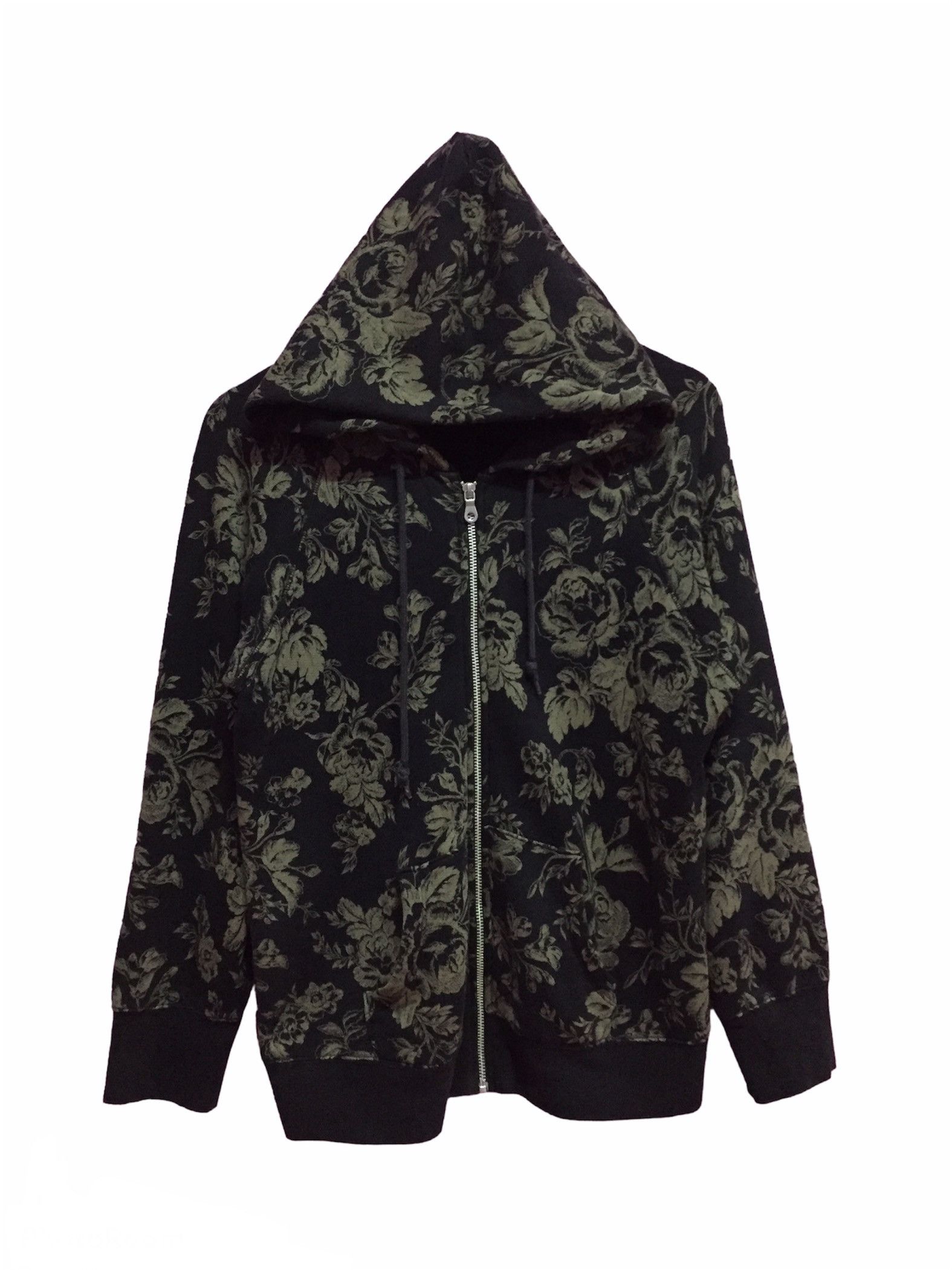 Uniqlo Cabbages & Roses x Uniqlo Hoodies Size XL Size US XL / EU 56 / 4 - 1 Thumbnail