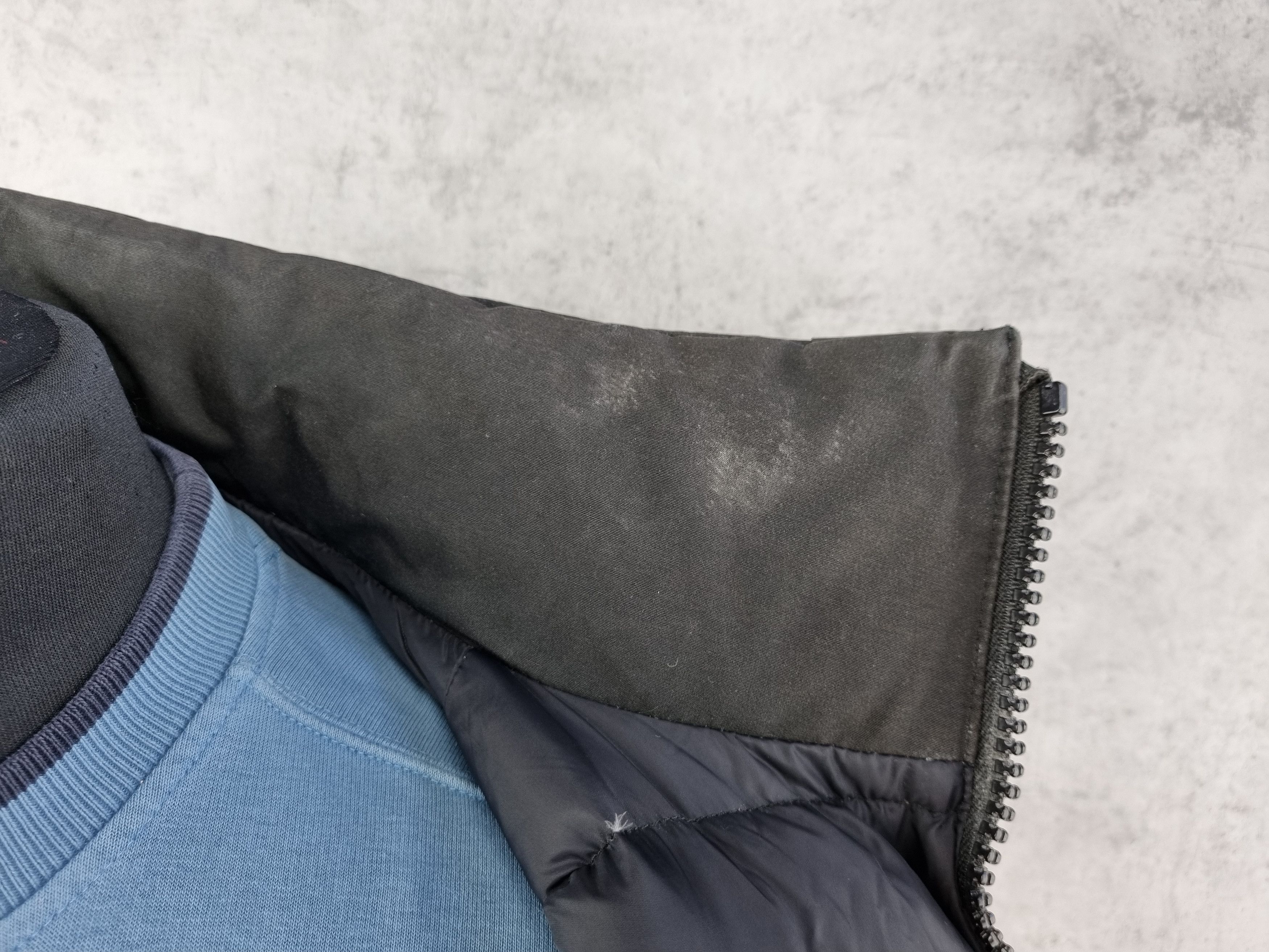 Canada Goose × Vintage Canada Goose Down Puffer Worn Heavy Jacket Size US S / EU 44-46 / 1 - 21 Thumbnail