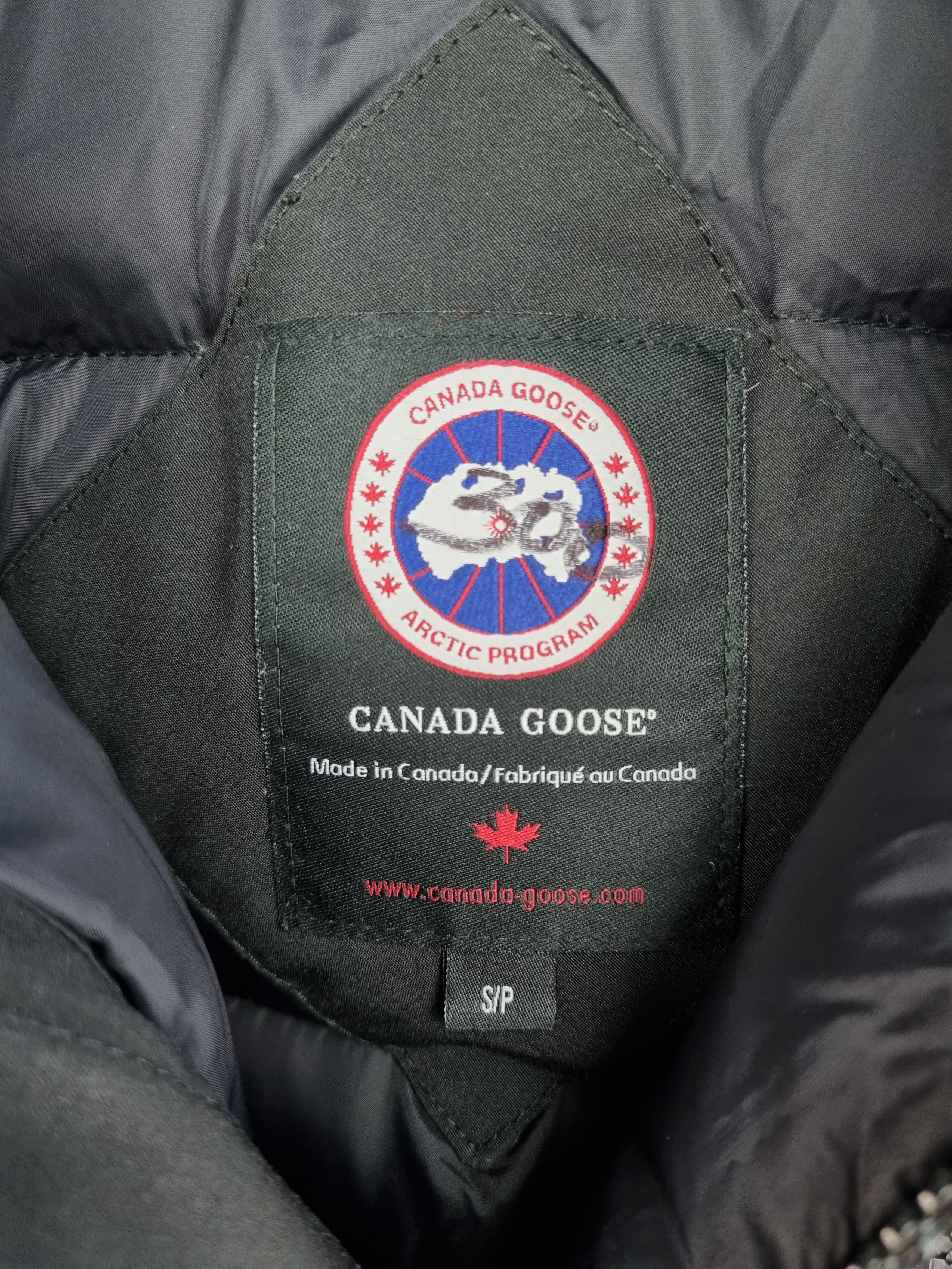 Canada Goose × Vintage Canada Goose Down Puffer Worn Heavy Jacket Size US S / EU 44-46 / 1 - 12 Thumbnail