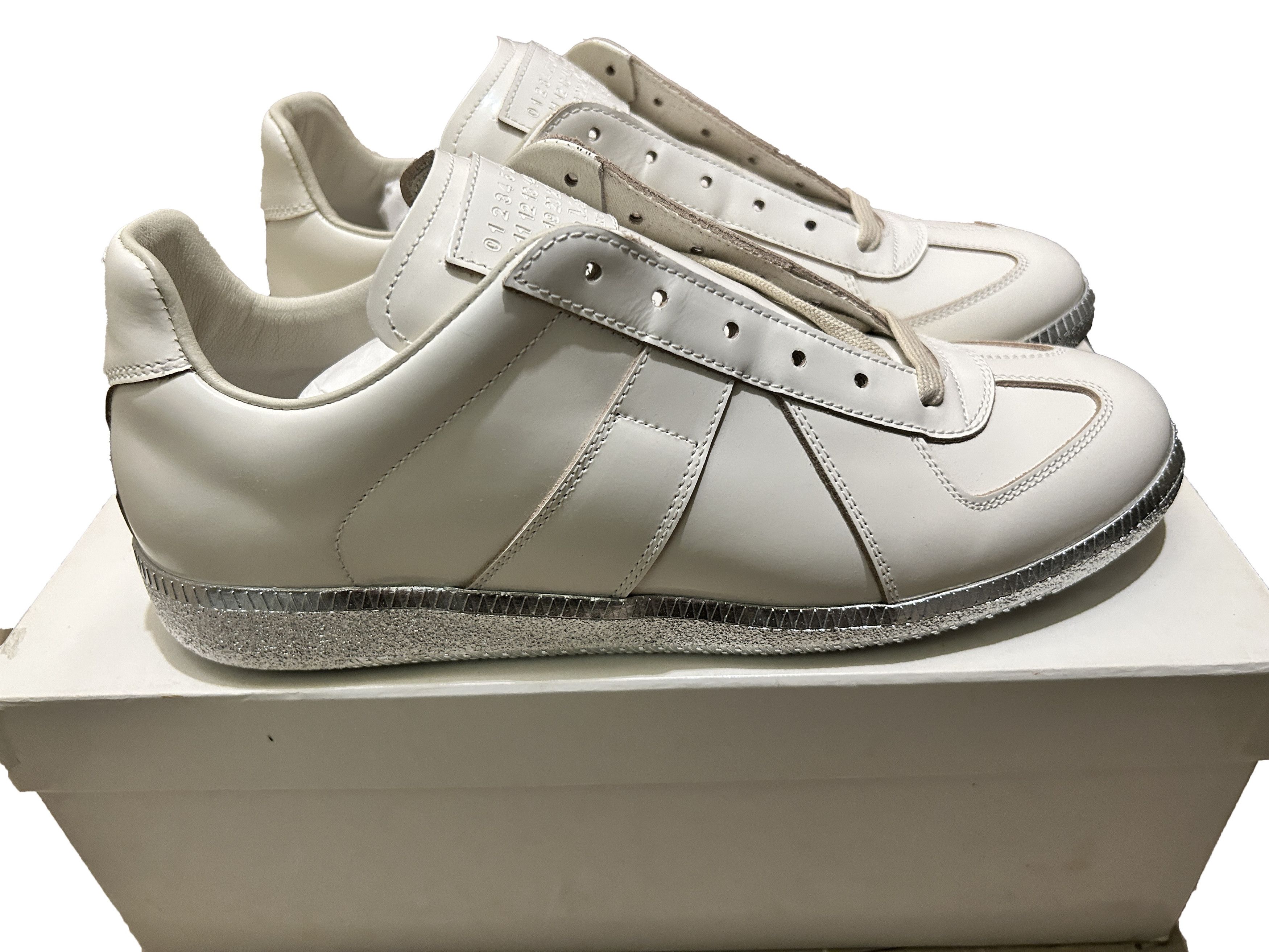 Maison Margiela MAISON MARGIELA 22 Replica low silver sole sneakers Size US 9 / EU 42 - 4 Thumbnail