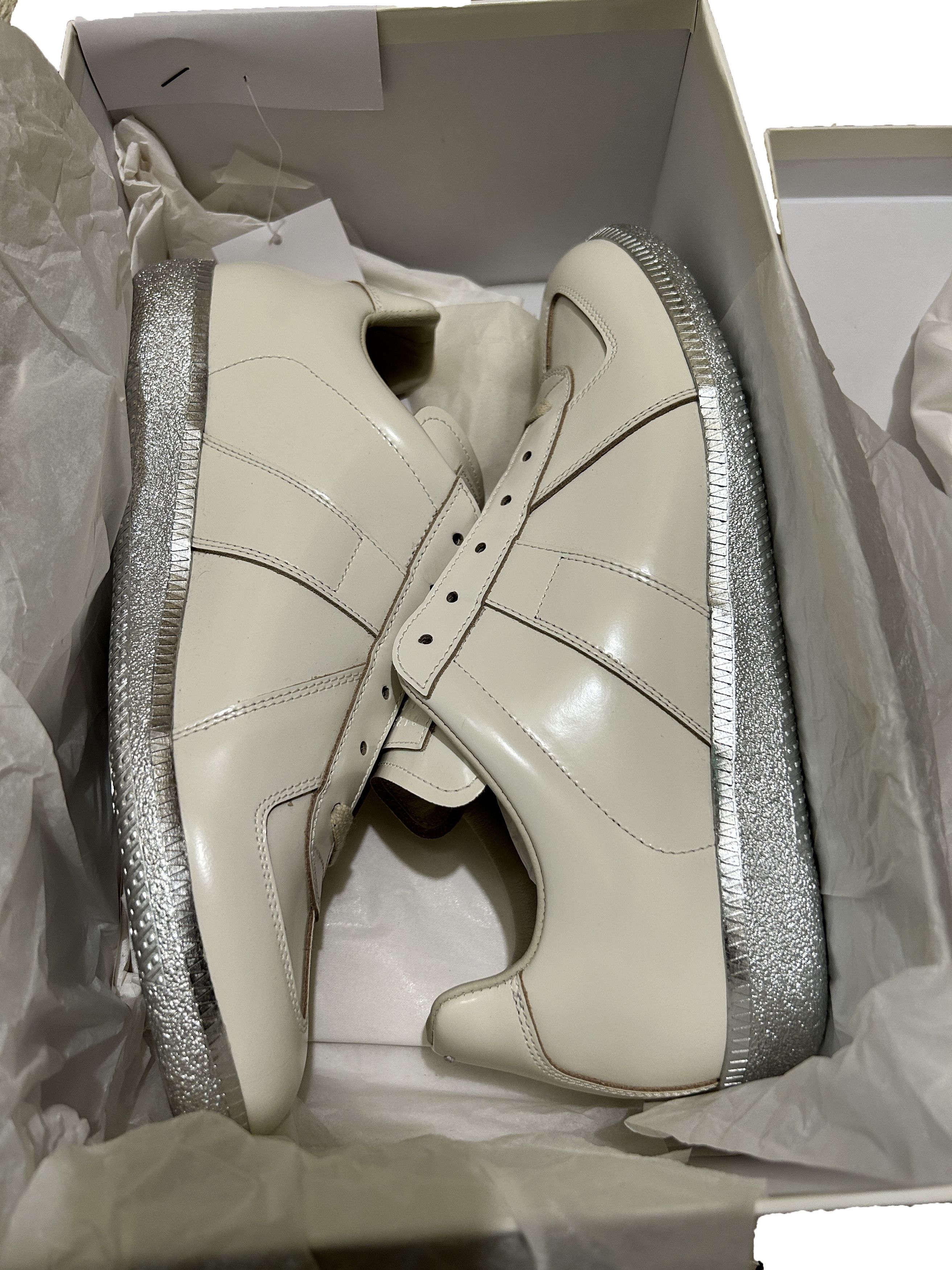 Maison Margiela MAISON MARGIELA 22 Replica low silver sole sneakers Size US 9 / EU 42 - 8 Thumbnail