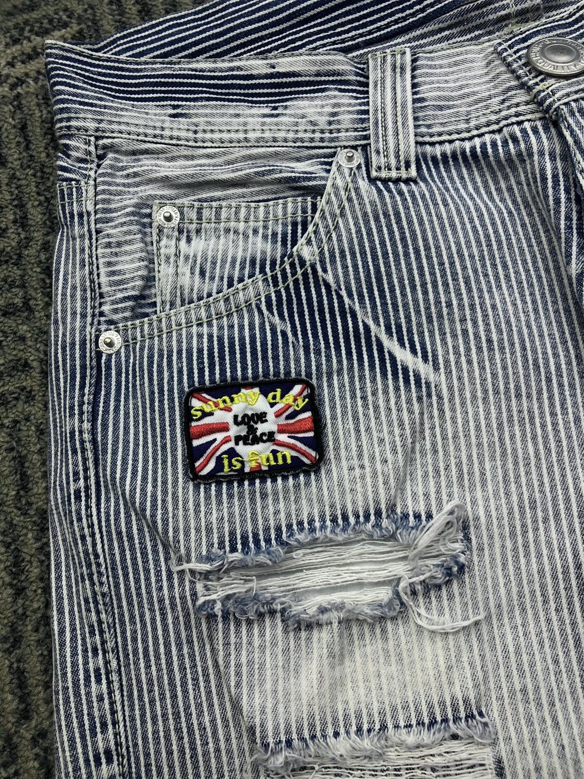 Japanese Brand Grazie Low Rise Hickory Distressed Faded Blue Jeans Size US 30 / EU 46 - 4 Thumbnail