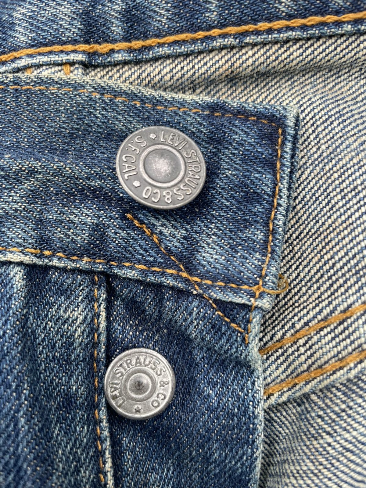 Levi's × Vintage Vintage Levi’s 2000 501XX E 1947 Selvedge Aging Denim Size US 32 / EU 48 - 23 Thumbnail