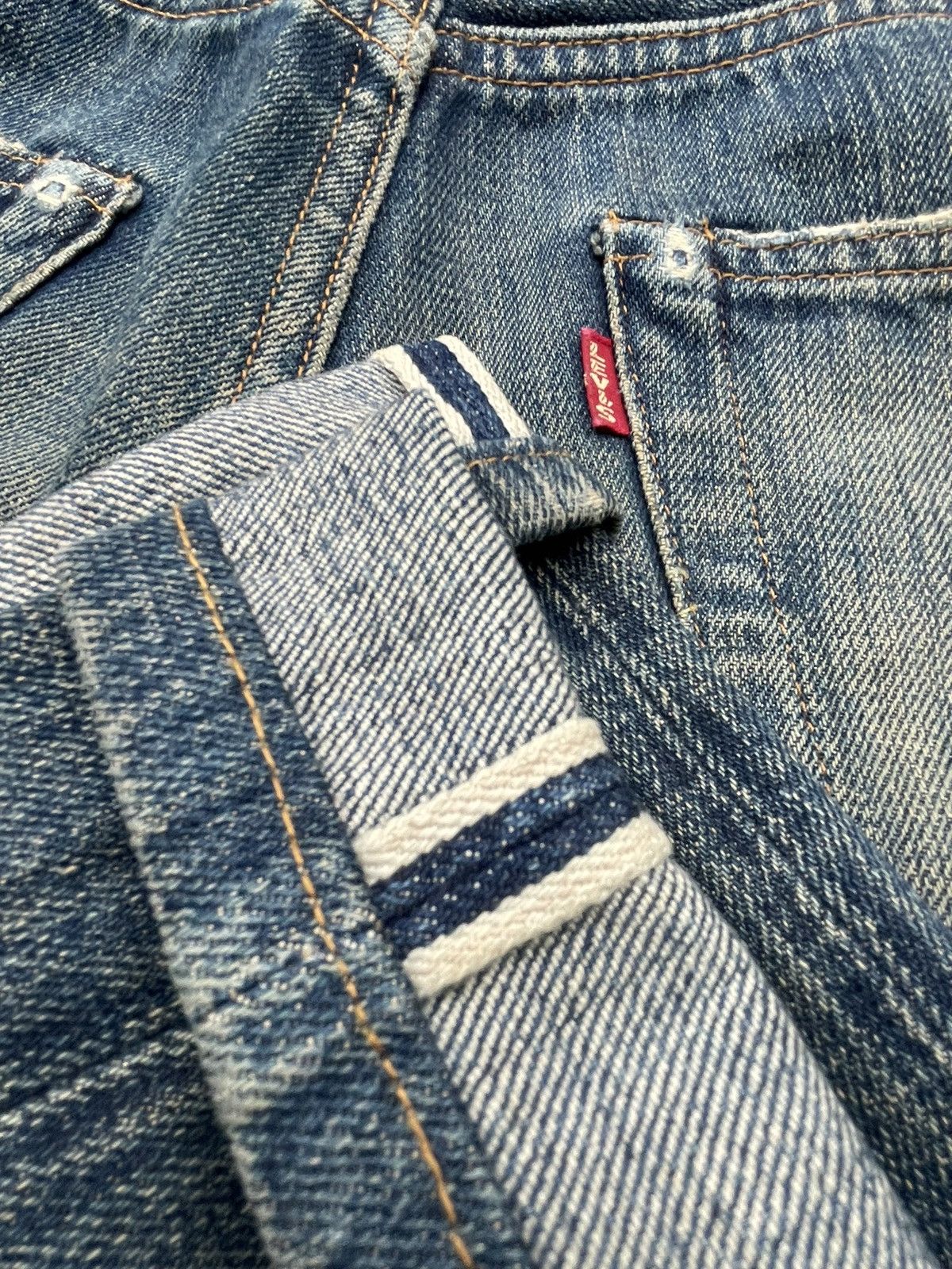 Levi's × Vintage Vintage Levi’s 2000 501XX E 1947 Selvedge Aging Denim Size US 32 / EU 48 - 15 Thumbnail