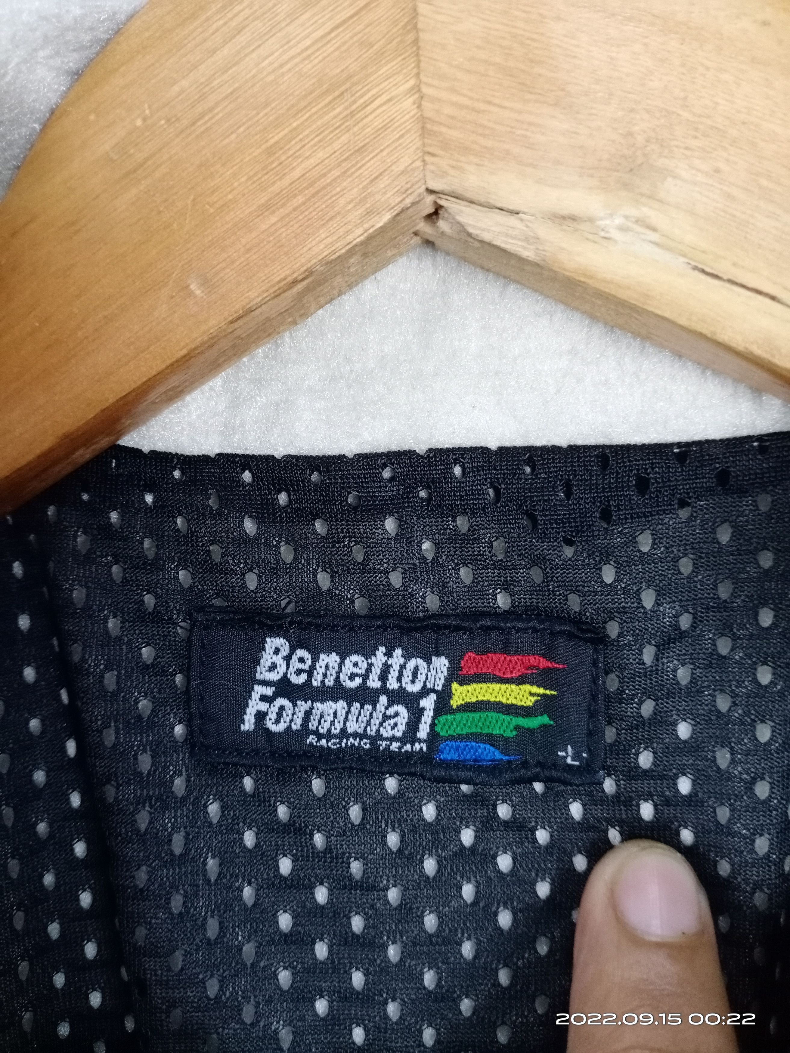 Other Vintage Benetton Formula 1 Fleece Deep Pile Zipper Jacket Size US L / EU 52-54 / 3 - 8 Thumbnail
