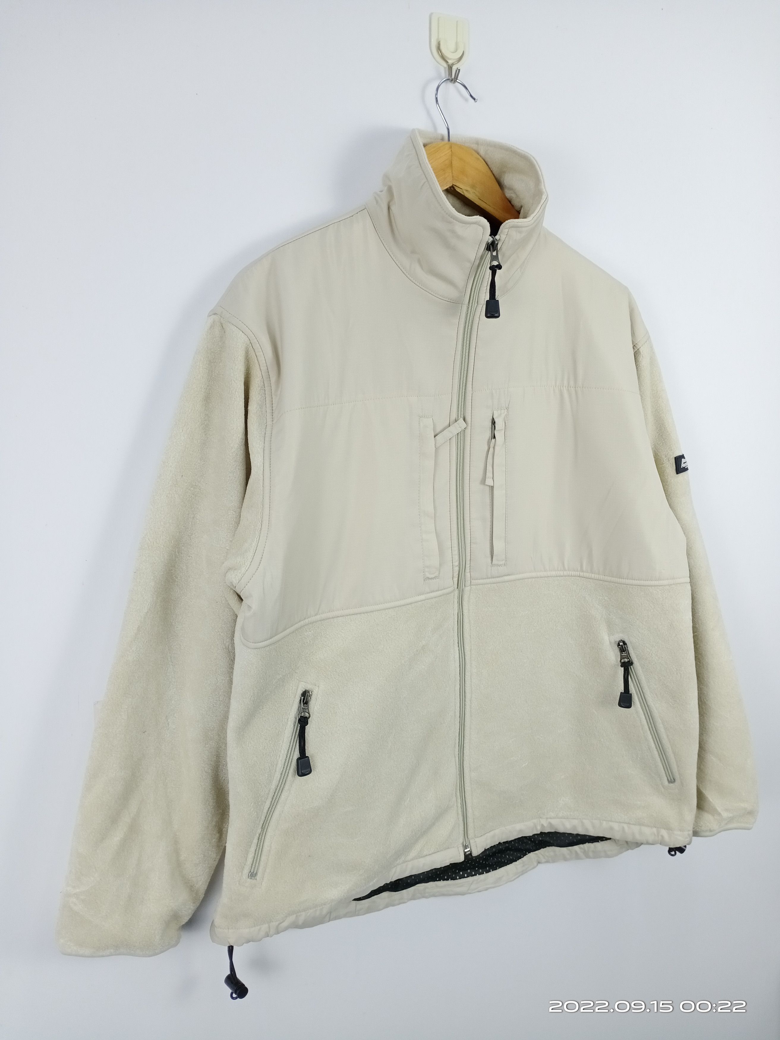 Other Vintage Benetton Formula 1 Fleece Deep Pile Zipper Jacket Size US L / EU 52-54 / 3 - 2 Thumbnail