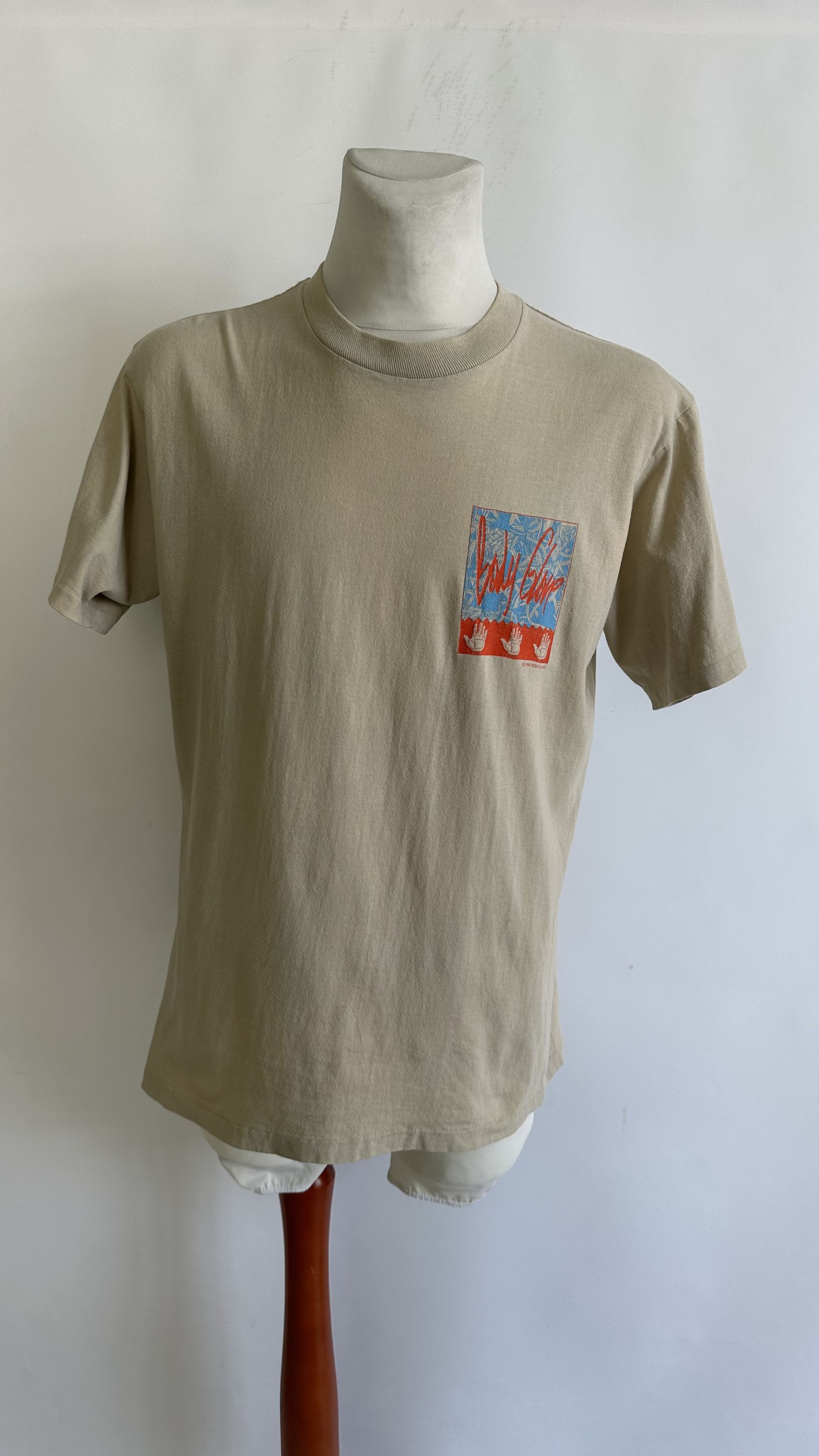 Body Glove 1990 Body Glove made in USA t shirt surf style t shirt Size US L / EU 52-54 / 3 - 2 Thumbnail