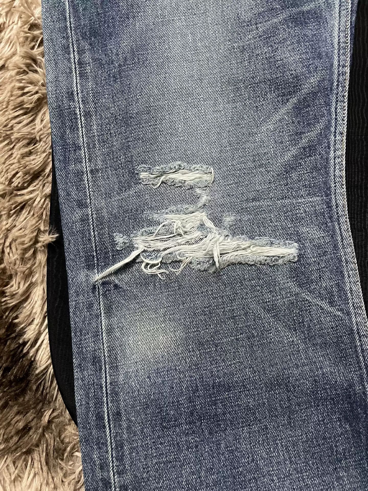 Celine Celine 21FW ripped jeans Size US 30 / EU 46 - 2 Thumbnail