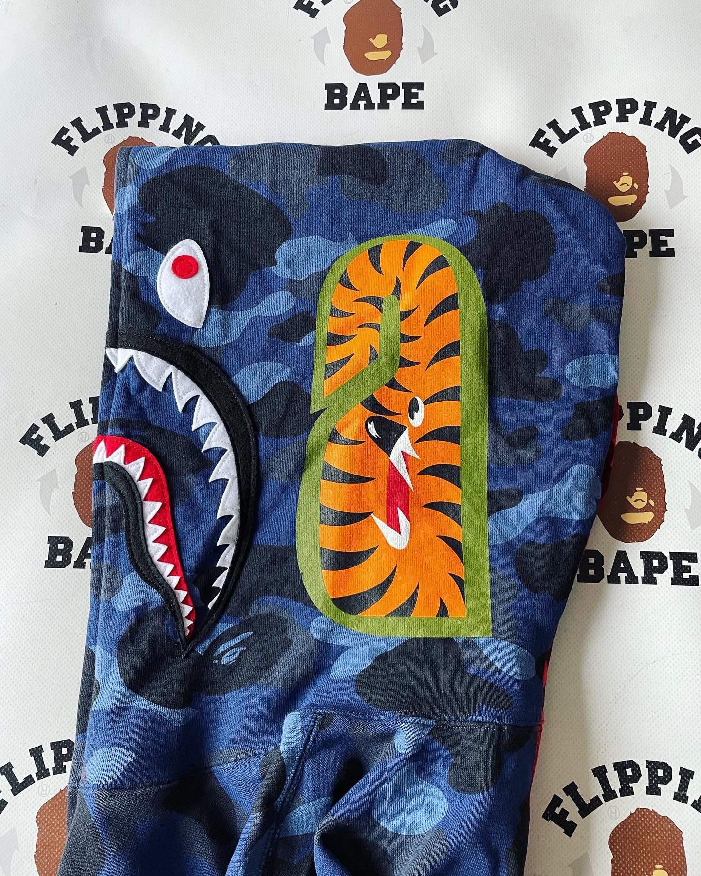 Bape BAPE COLOR CAMO SHARK FULL ZIP HOODIE SS22 Size US XL / EU 56 / 4 - 5 Thumbnail