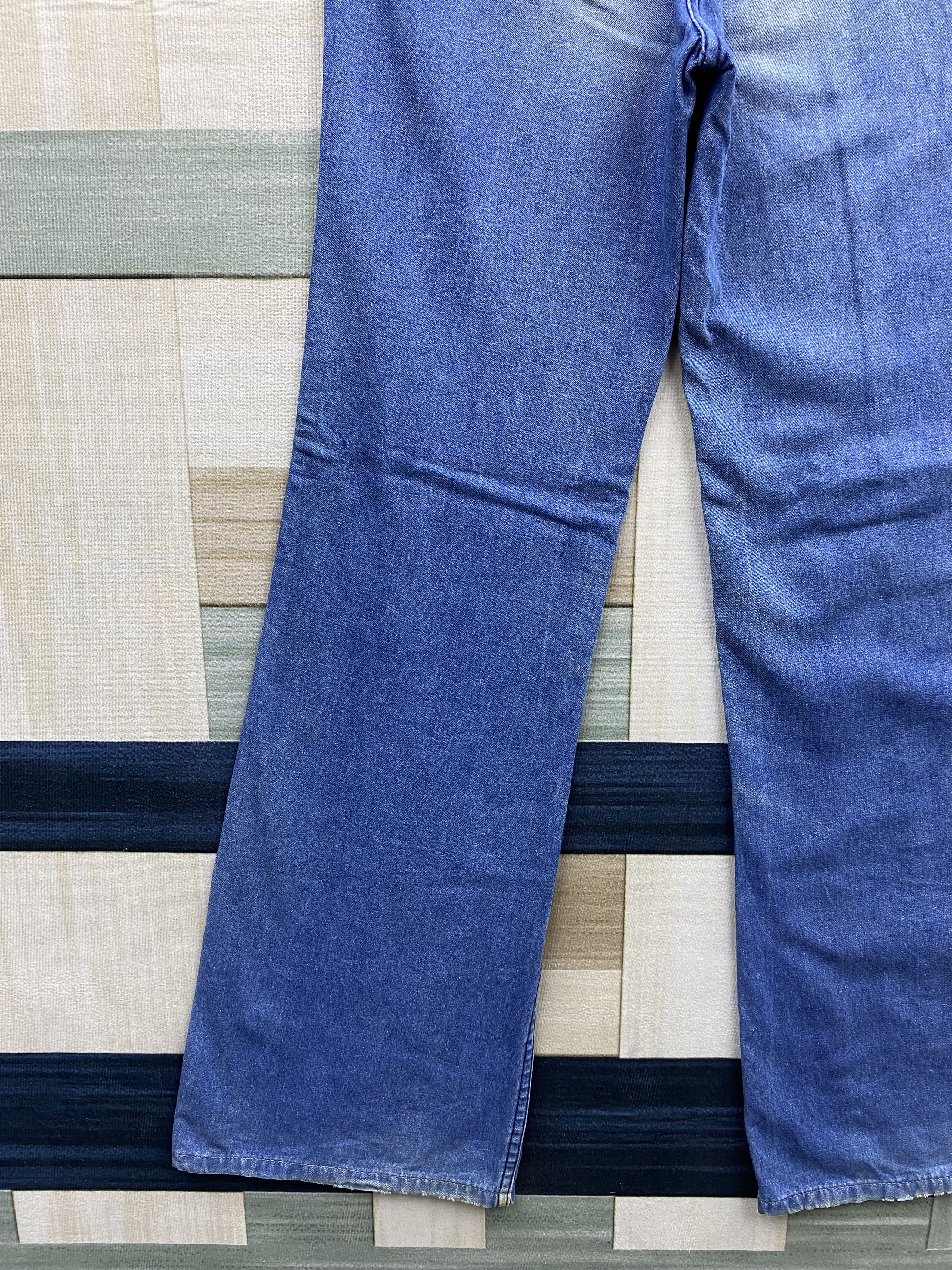 Japanese Brand Vintage 80's Love Inn Fade Blue Flare Bell Bottom Denim Jean Size 24" / US 00 / IT 34 - 7 Thumbnail
