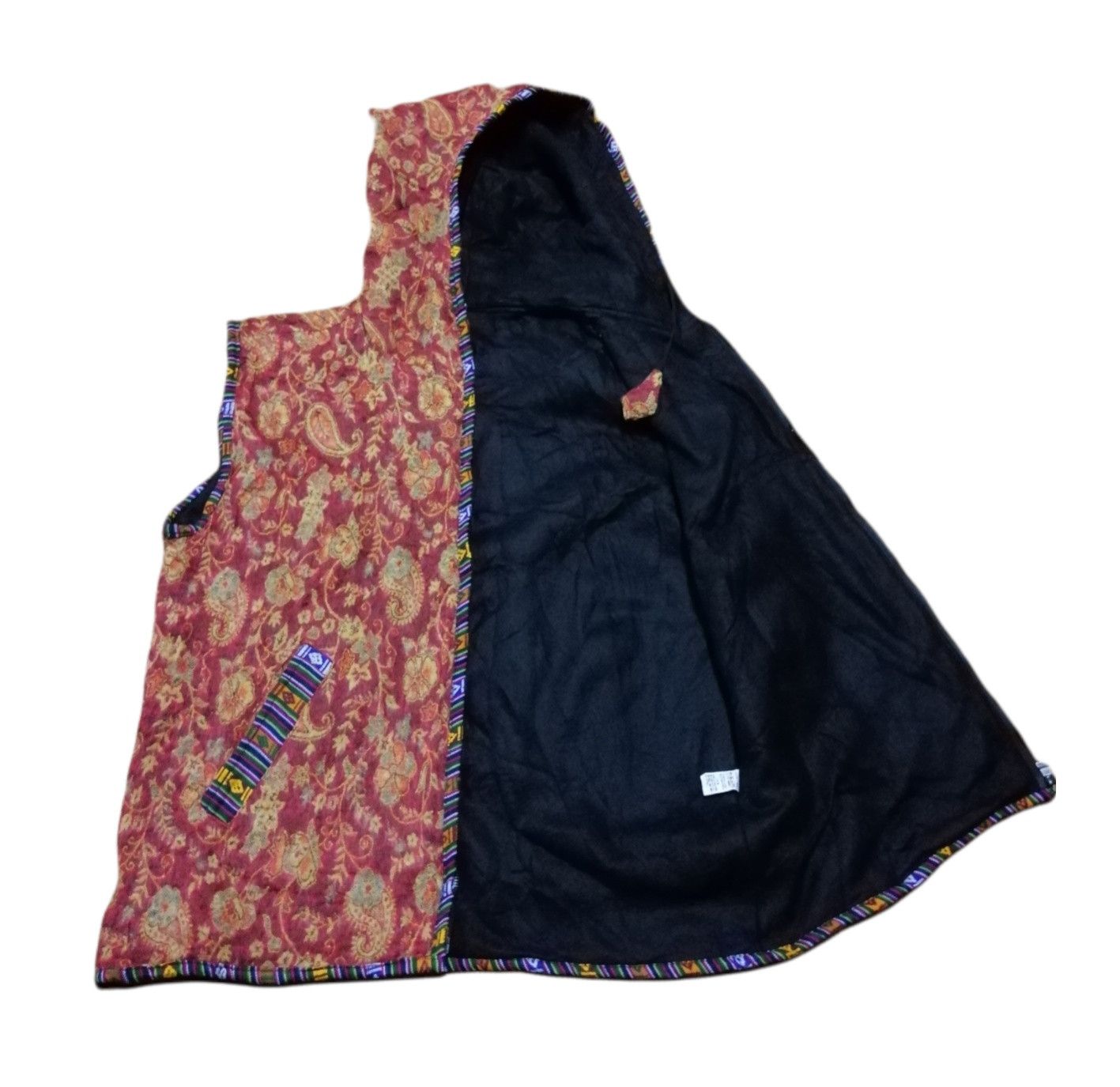 Japanese Brand Vintage Ethnic Labels Sleeveless Hoodie Jacket Size US S / EU 44-46 / 1 - 8 Thumbnail