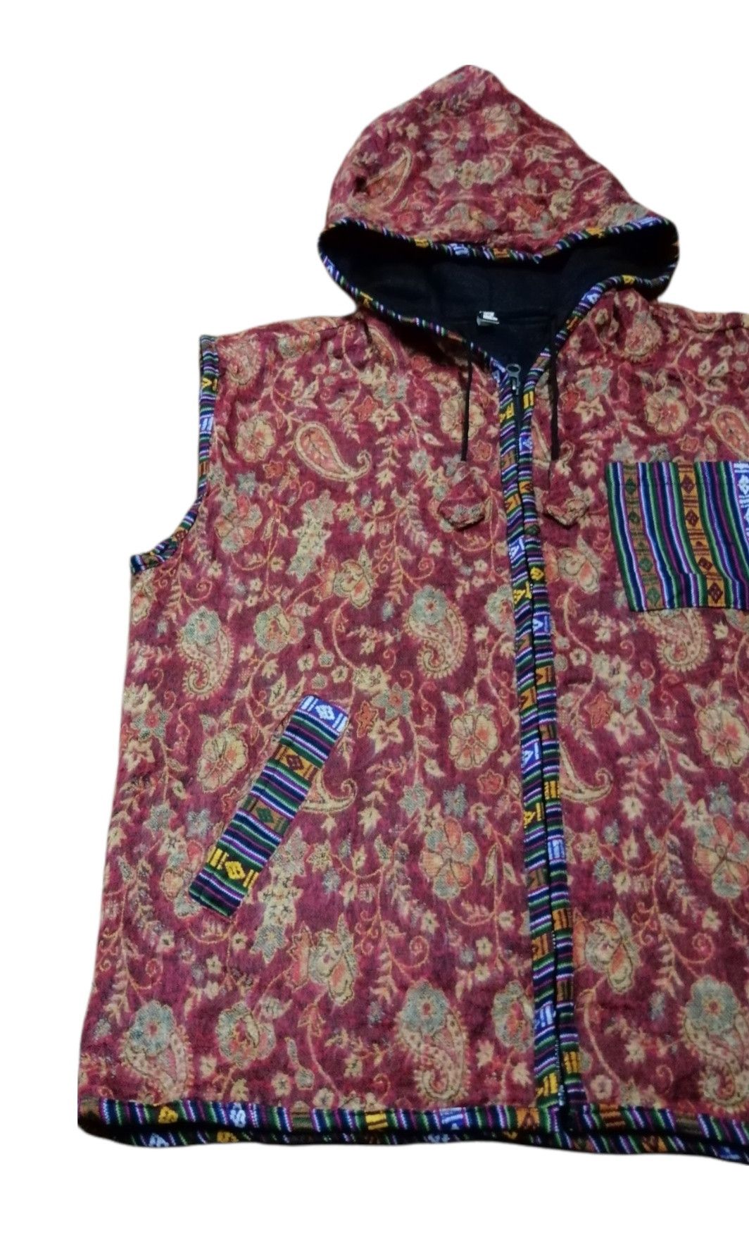 Japanese Brand Vintage Ethnic Labels Sleeveless Hoodie Jacket Size US S / EU 44-46 / 1 - 3 Thumbnail