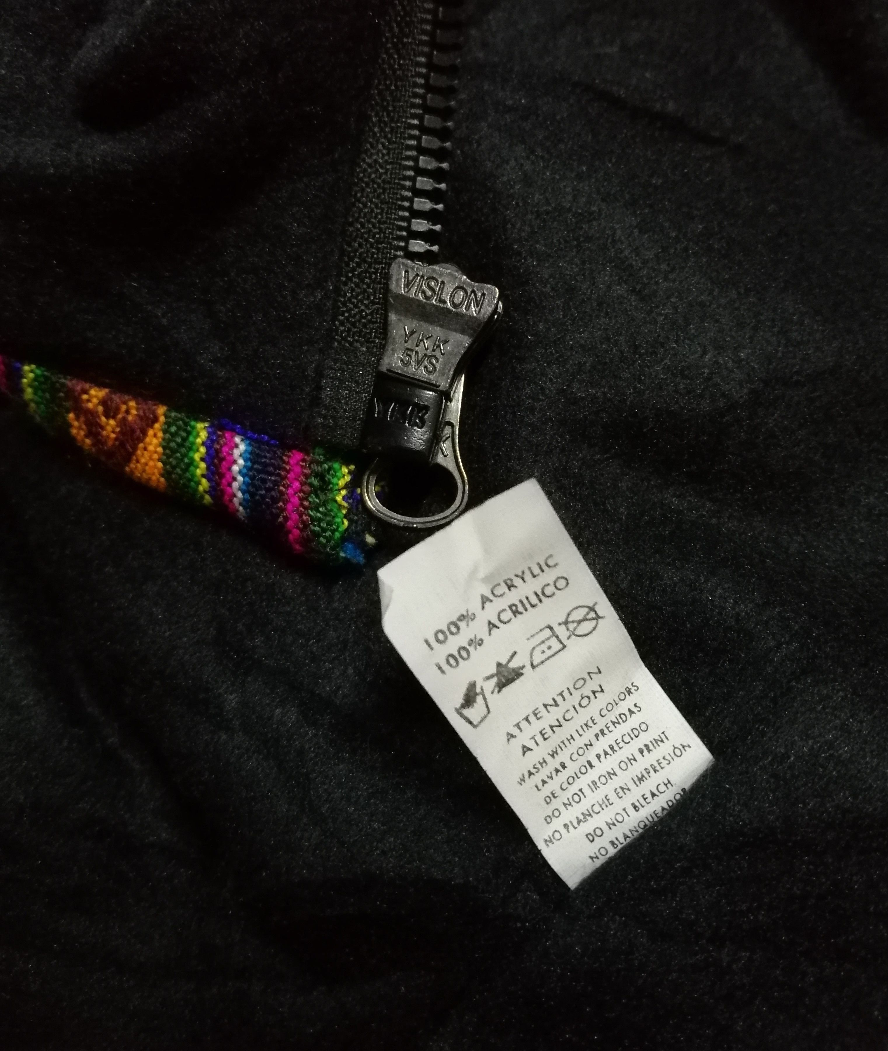 Japanese Brand Vintage Ethnic Labels Sleeveless Hoodie Jacket Size US S / EU 44-46 / 1 - 13 Thumbnail