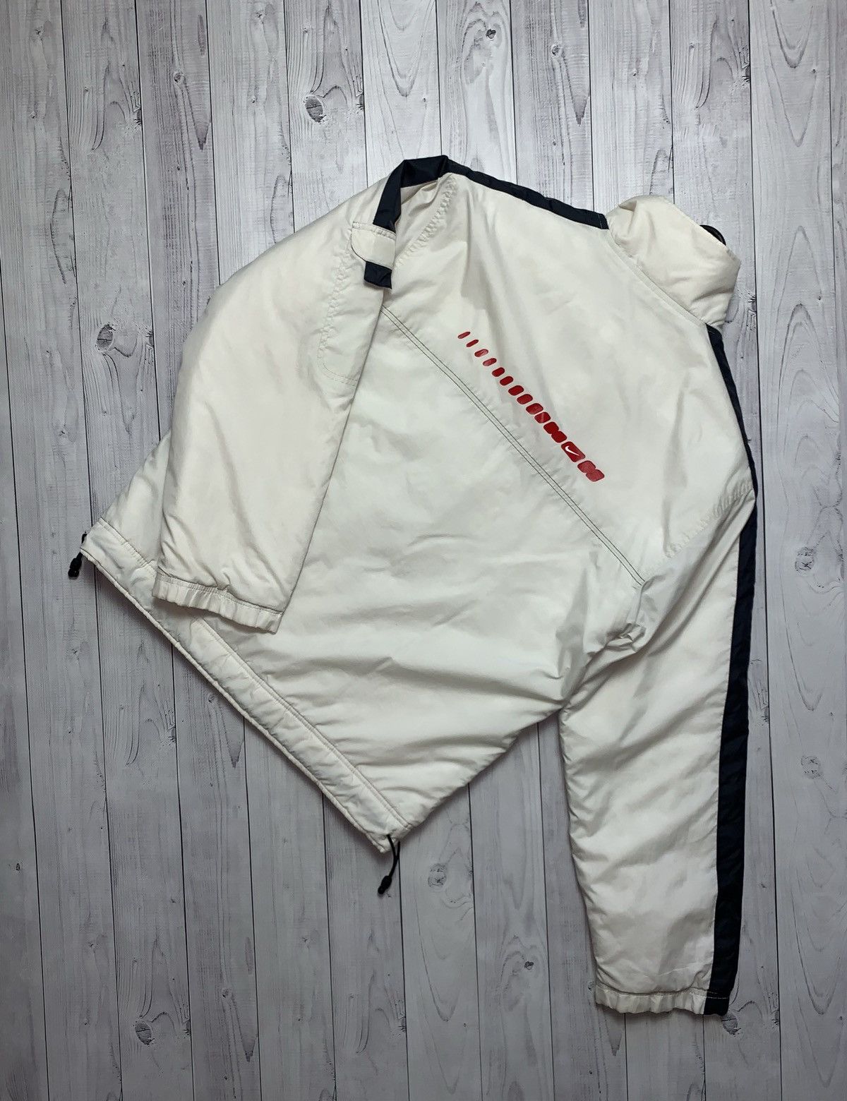 Nike × Vintage Vintage Nike jacket size S red logo swoosh Size US S / EU 44-46 / 1 - 2 Thumbnail