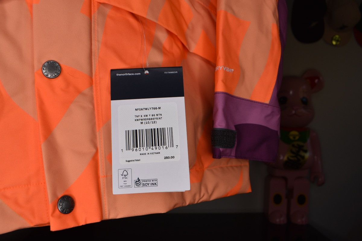 Kaws × The North Face Youth The North Face x Kaws Jacket Size US M / EU 48-50 / 2 - 7 Thumbnail