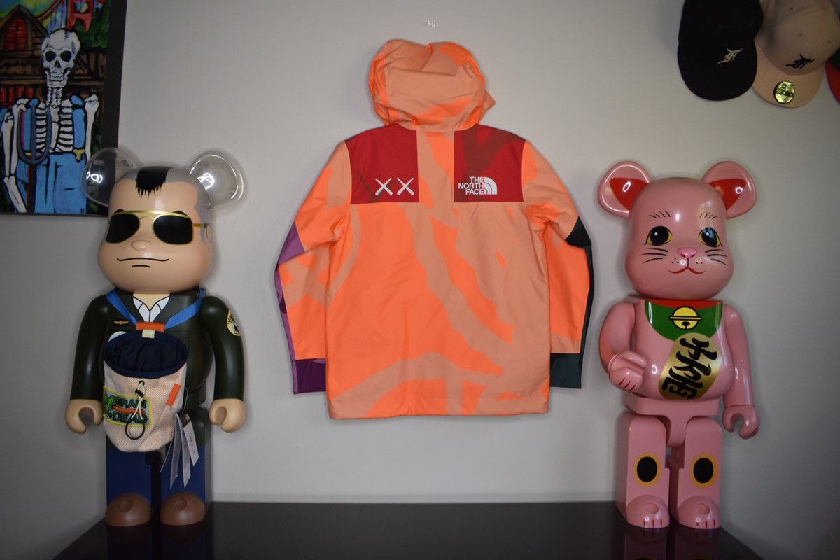 Kaws × The North Face Youth The North Face x Kaws Jacket Size US M / EU 48-50 / 2 - 3 Thumbnail