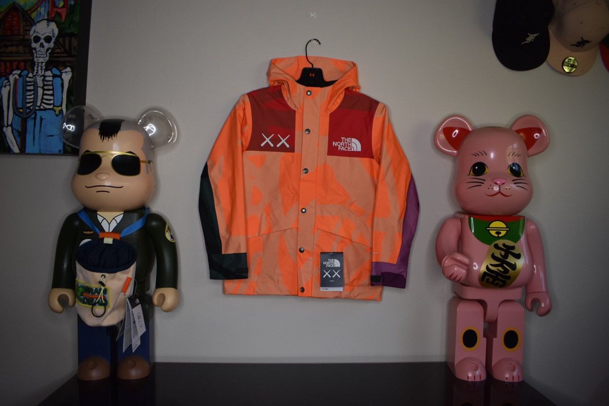 Kaws × The North Face Youth The North Face x Kaws Jacket Size US M / EU 48-50 / 2 - 1 Thumbnail