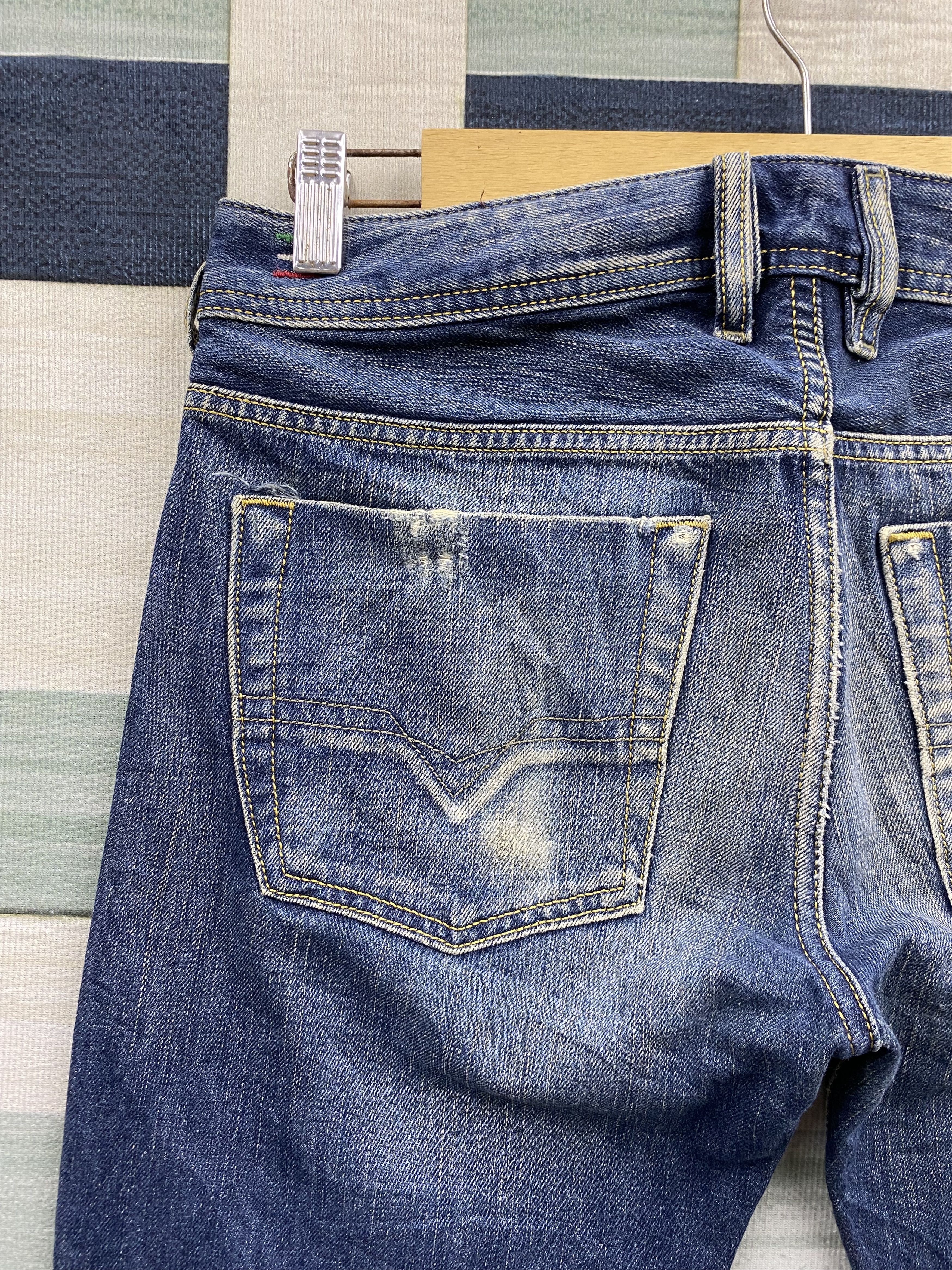 Diesel Vintage Diesel Zatiny Faded Blue Distress Denim Jean Size US 29 - 12 Thumbnail