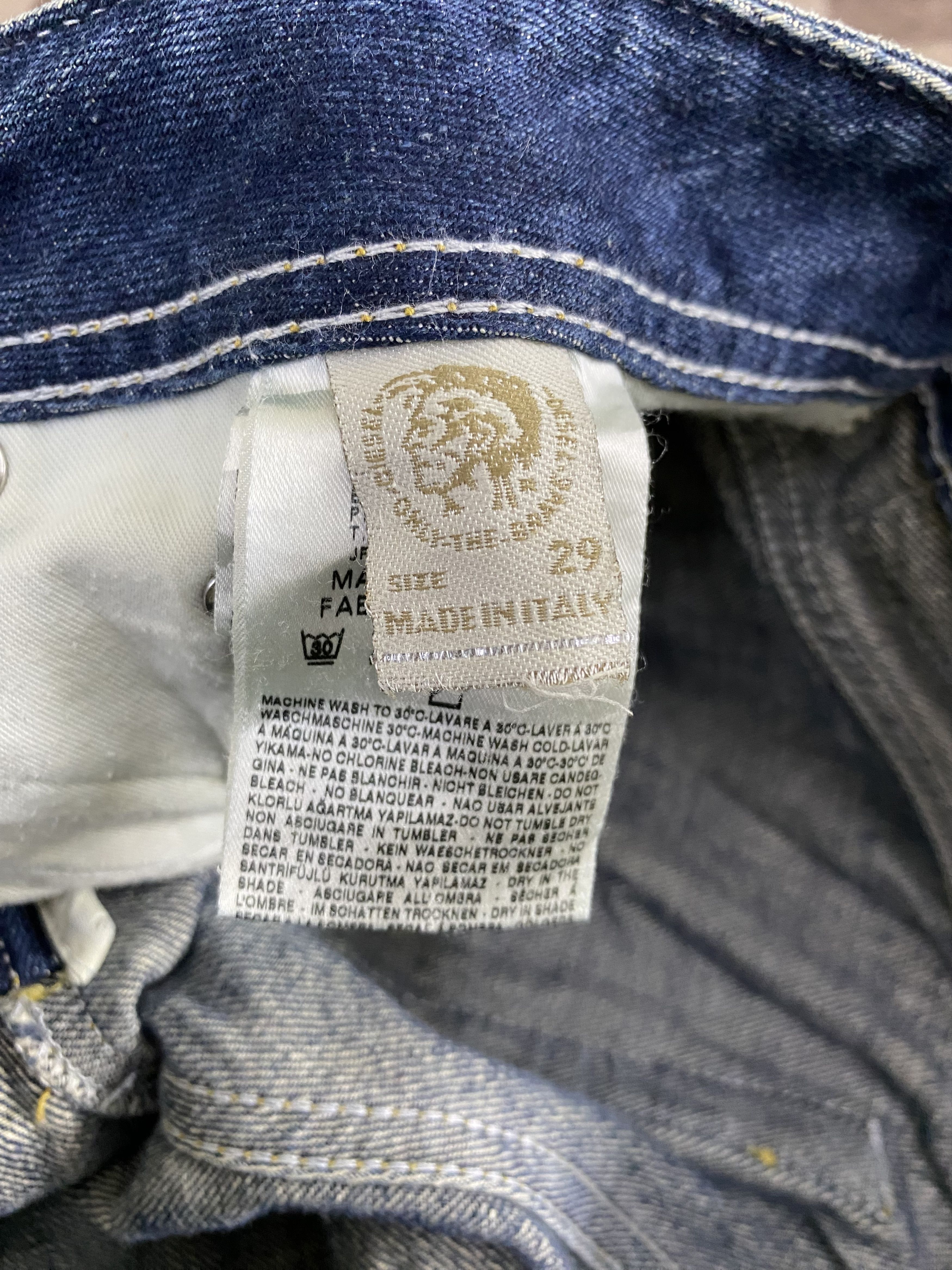 Diesel Vintage Diesel Zatiny Faded Blue Distress Denim Jean Size US 29 - 19 Thumbnail