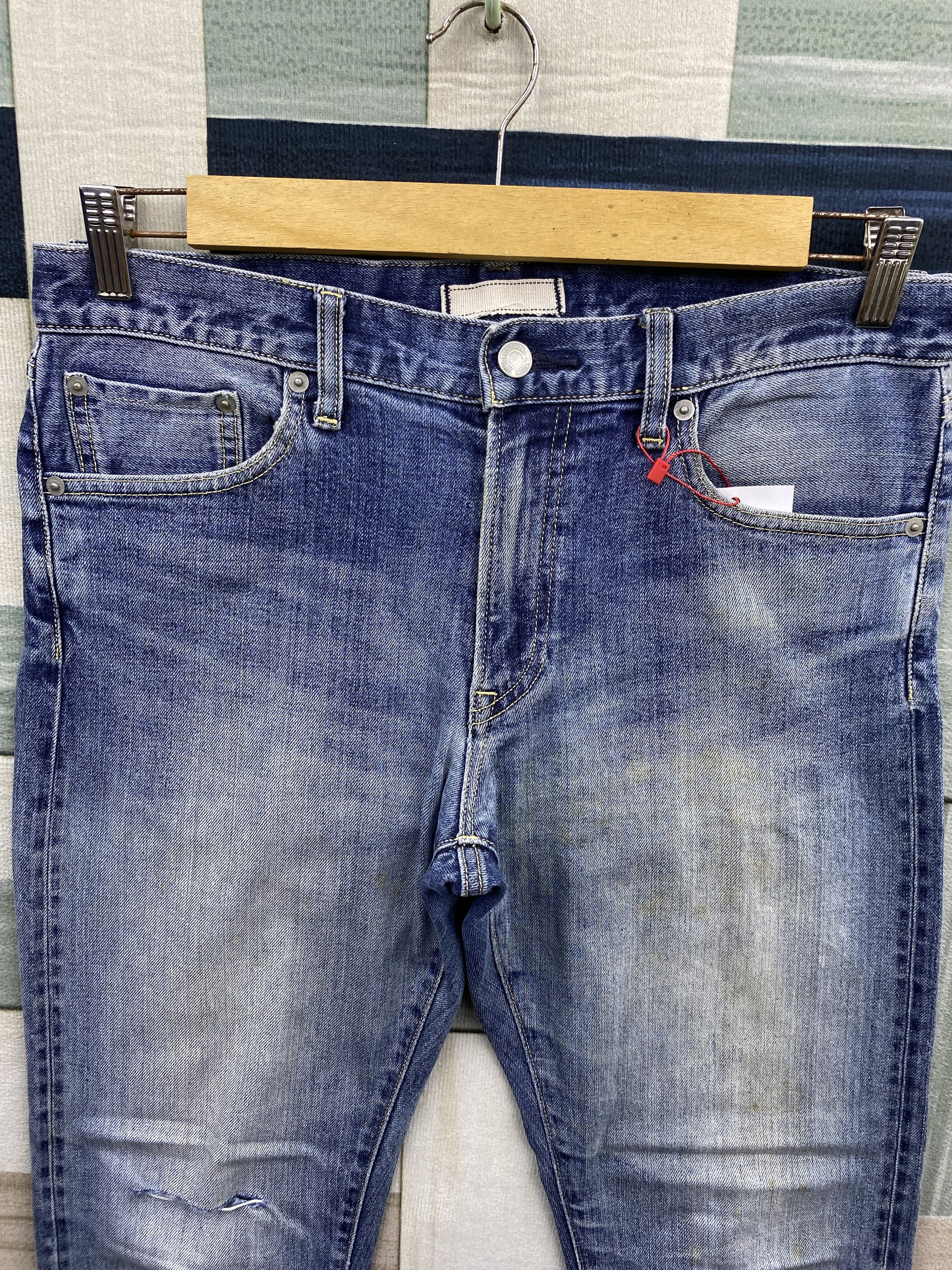 Uniqlo Vintage Uniqlo Selvedge Faded Blue Distress Denim Jean Size US 31 - 3 Thumbnail