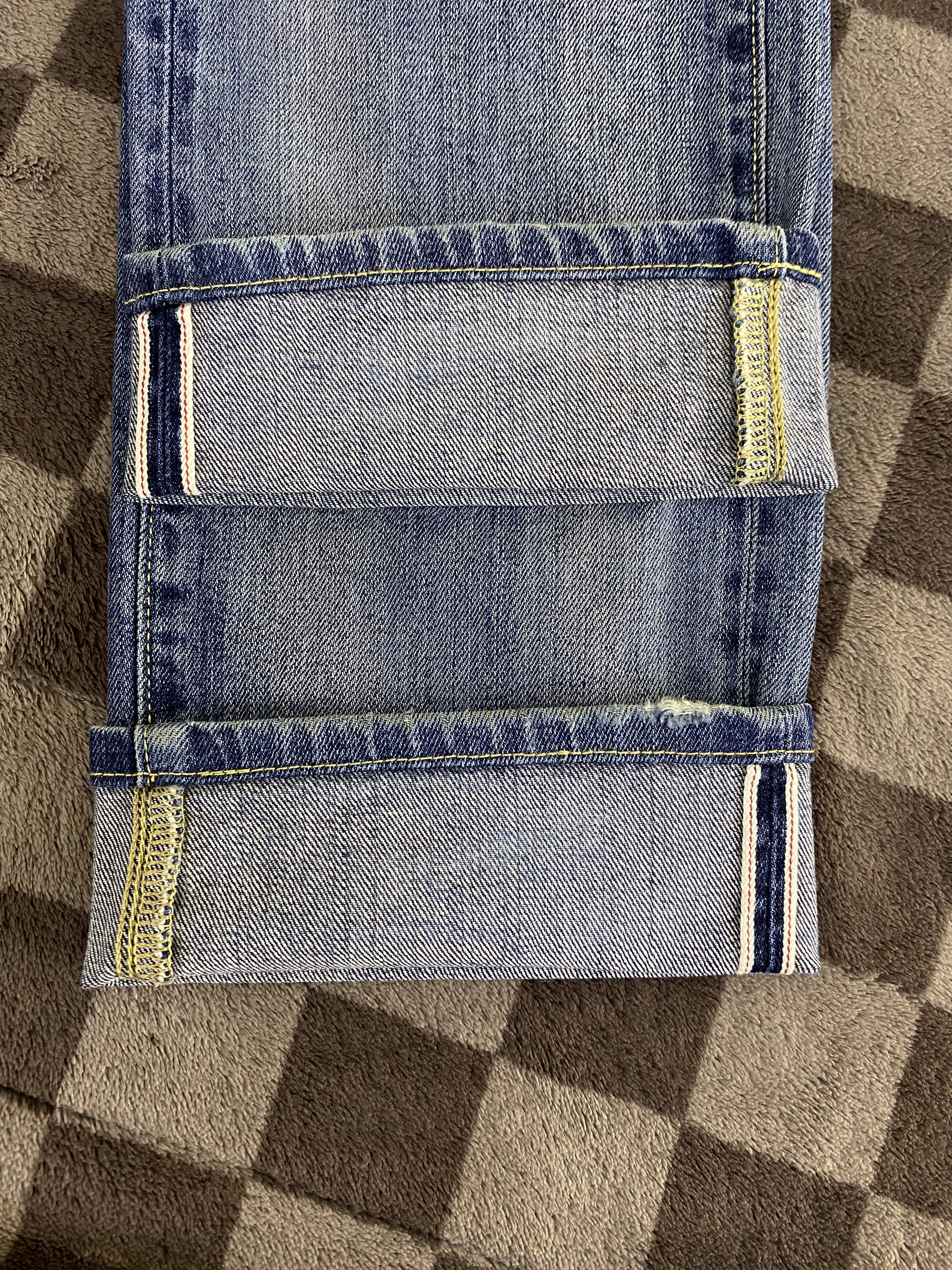 Uniqlo Vintage Uniqlo Selvedge Faded Blue Distress Denim Jean Size US 31 - 13 Thumbnail