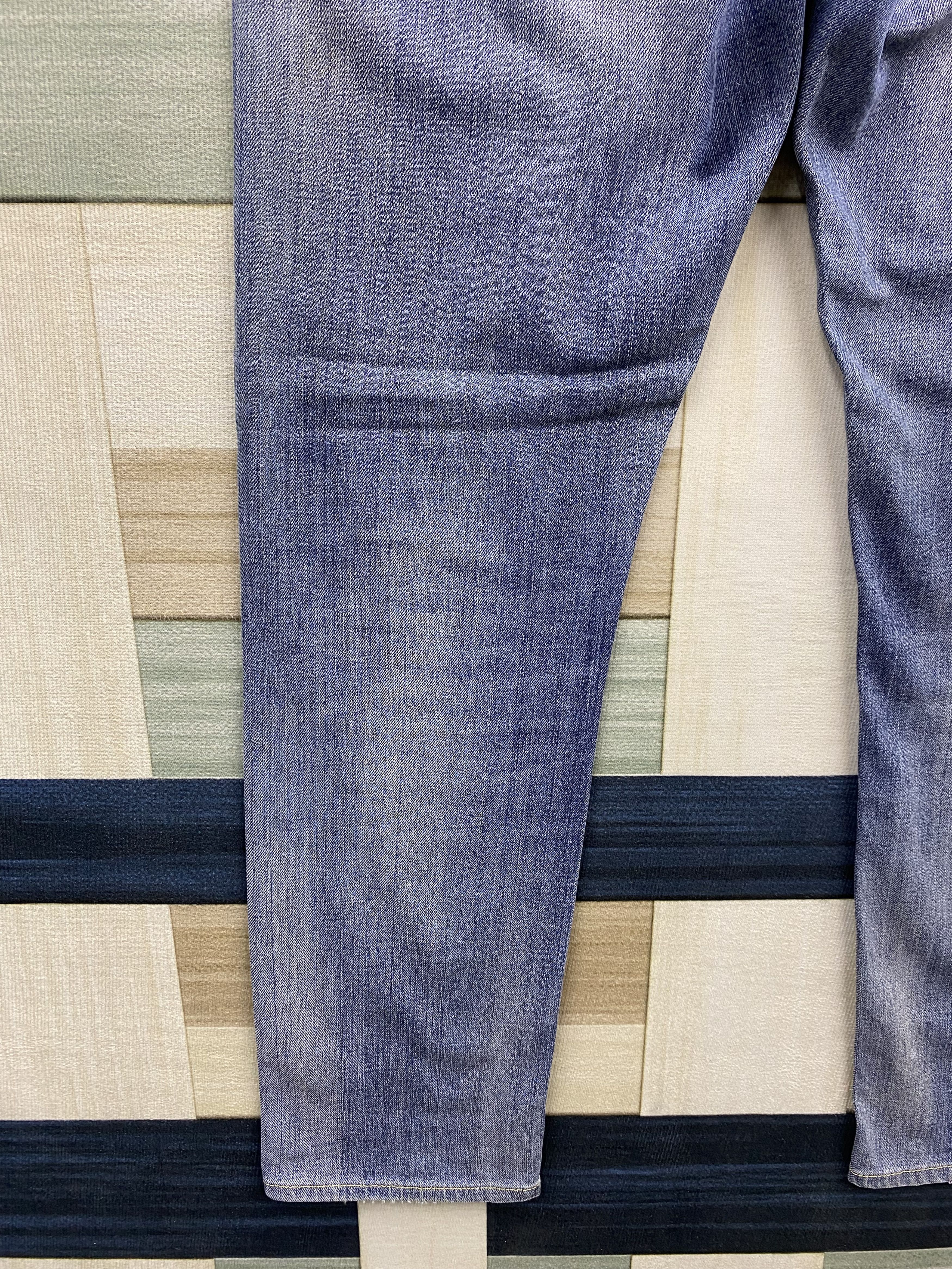 Uniqlo Vintage Uniqlo Selvedge Faded Blue Distress Denim Jean Size US 31 - 9 Thumbnail