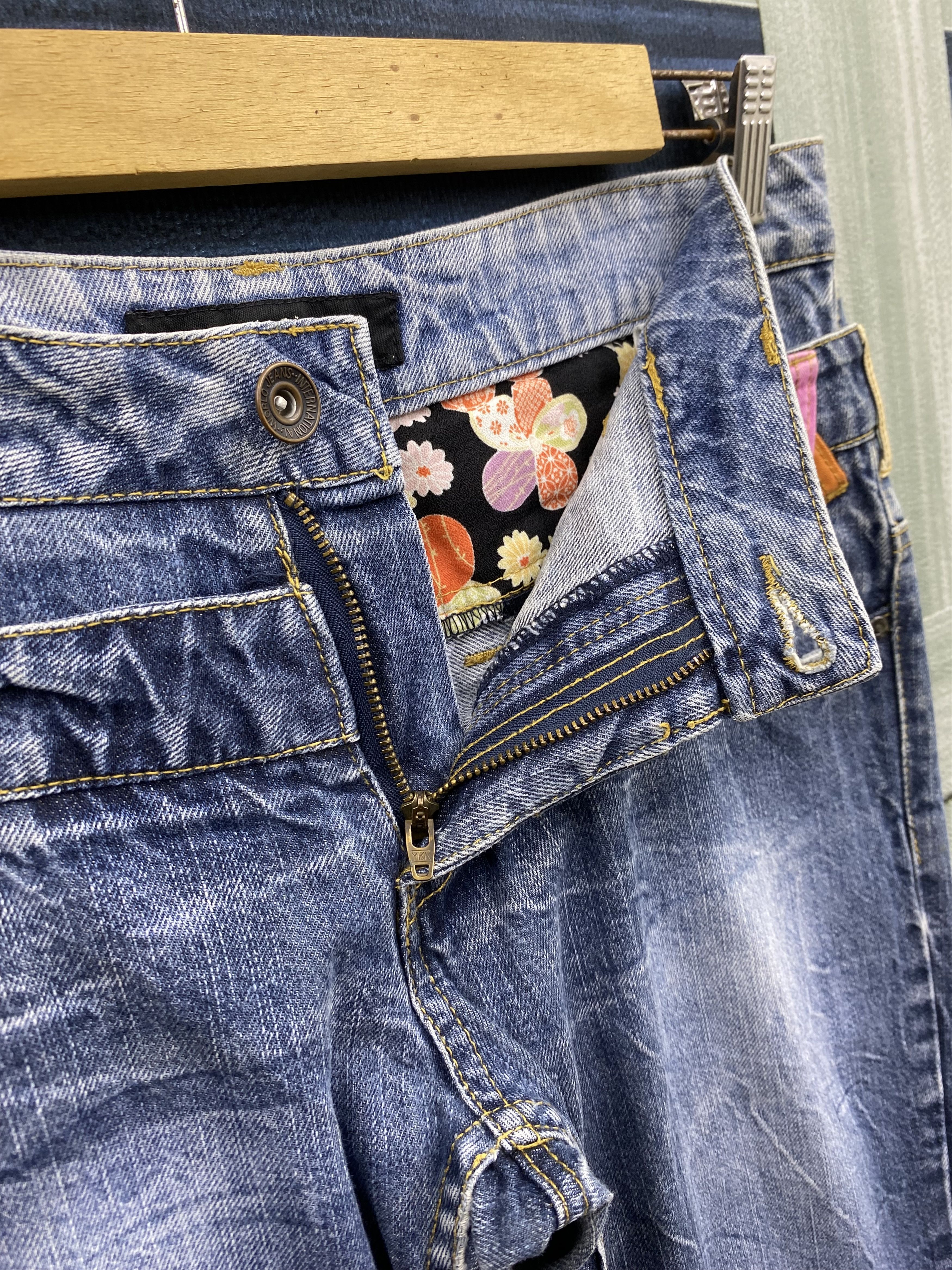Japanese Brand Vintage Japanese Brand Double Waist Faded Blue Denim Jean Size US 33 - 17 Thumbnail
