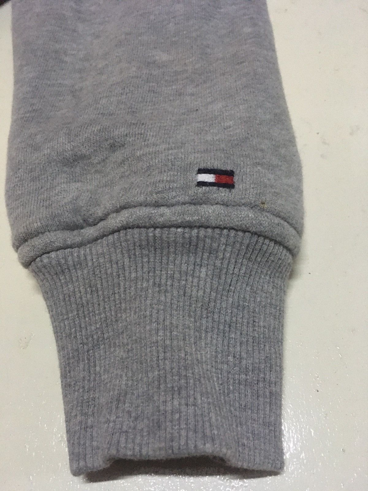 Tommy Hilfiger × Vintage Vintage sweetshirt hoodie tommy hilfiger Size US S / EU 44-46 / 1 - 8 Thumbnail