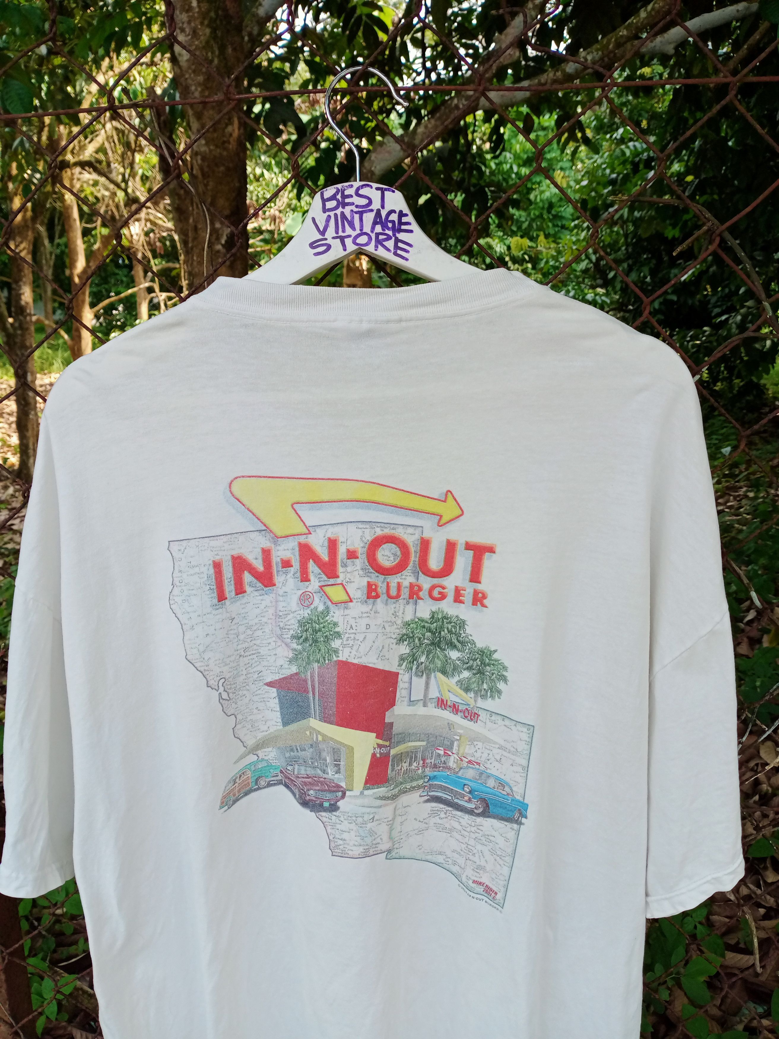 Other IN-N-OUT Burger Tshirt Size US XL / EU 56 / 4 - 3 Thumbnail