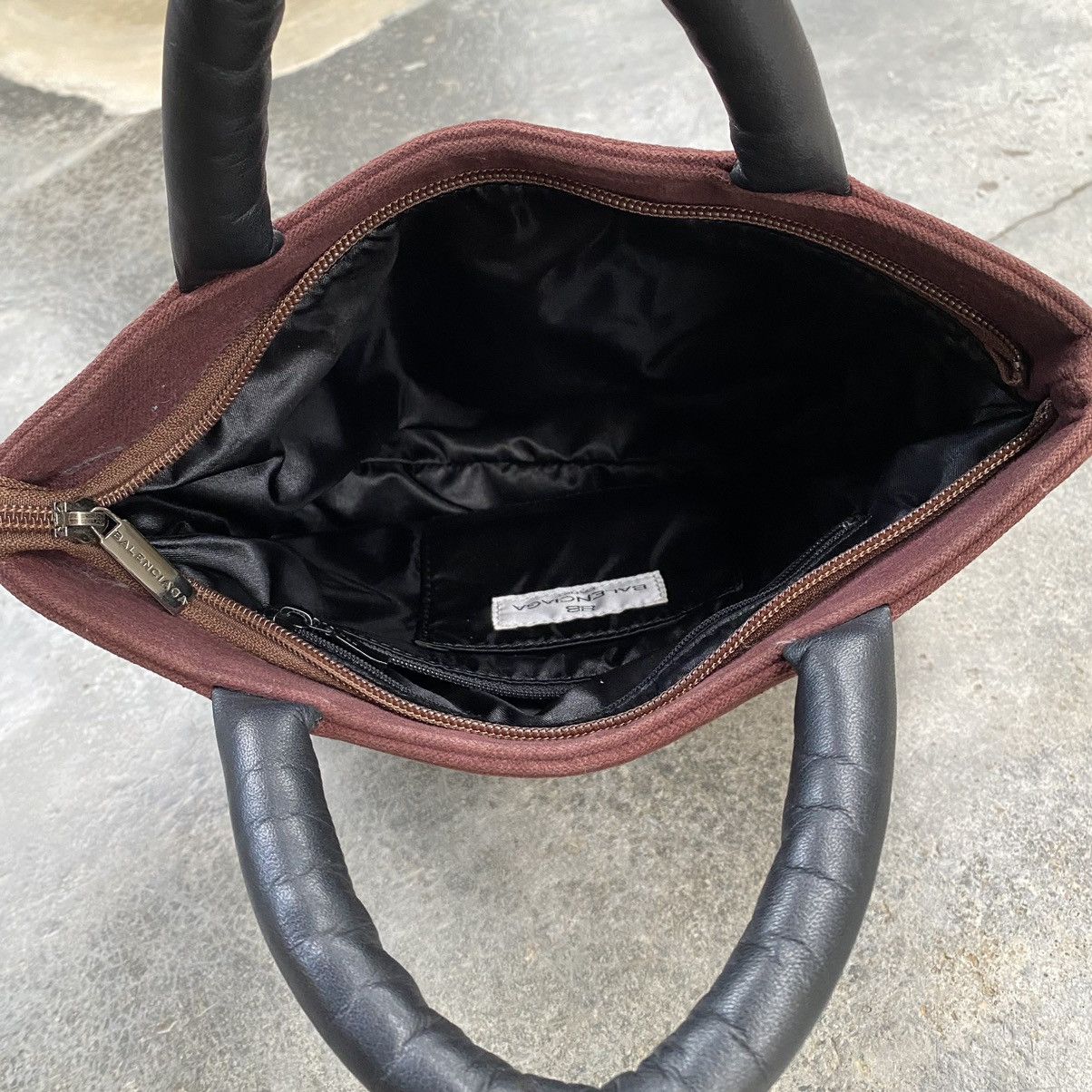 Balenciaga Vintage Balenciaga Hand Bag Size ONE SIZE - 11 Thumbnail