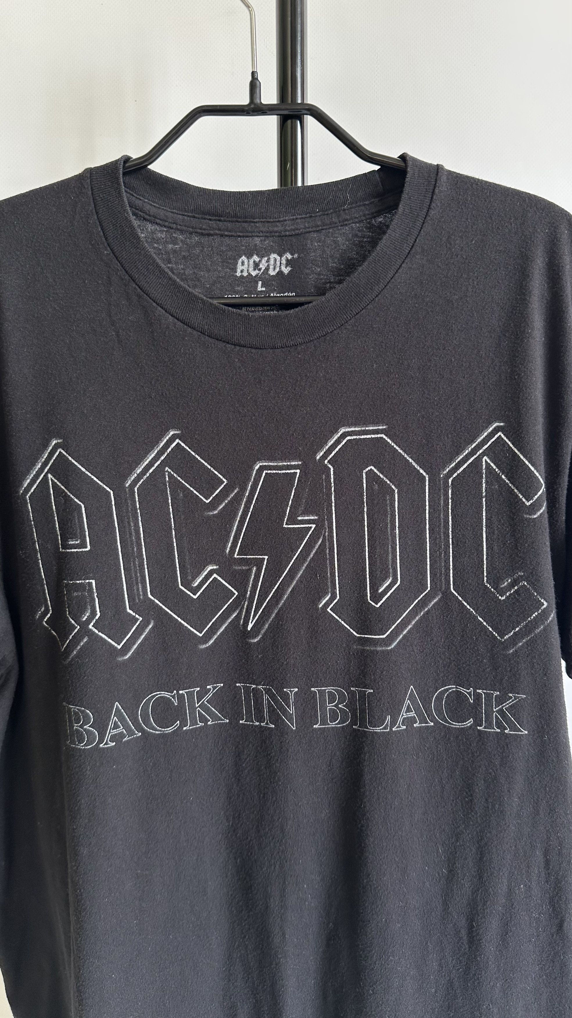 AC/DC × Band Tees AC/DC 2016 Back in blackband tee rock t shirt black Size US L / EU 52-54 / 3 - 6 Thumbnail