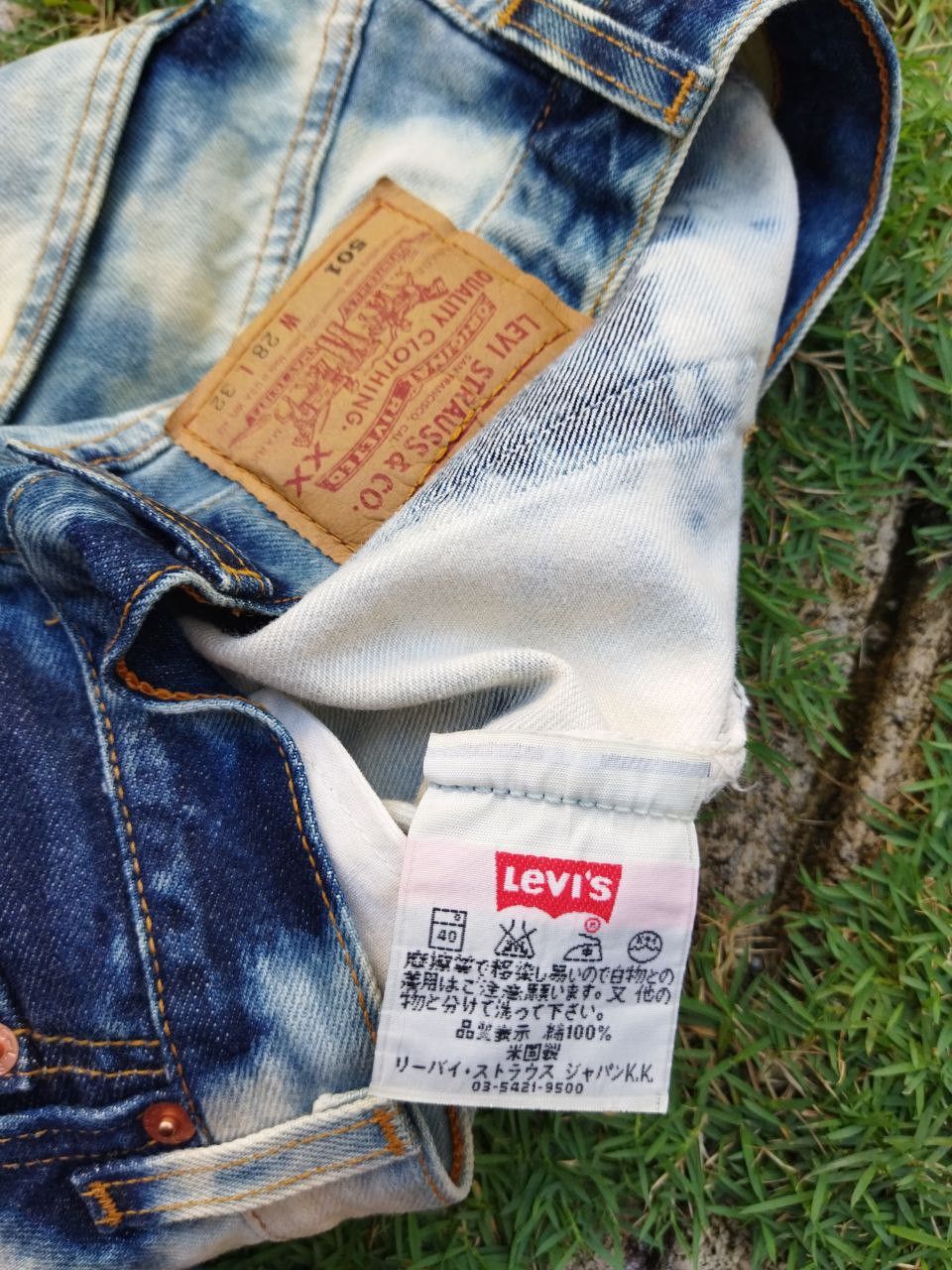 Levi's Vintage Clothing Vintage Levi's 501 Bleach Jeans - Size 28 Size US 28 / EU 44 - 8 Thumbnail