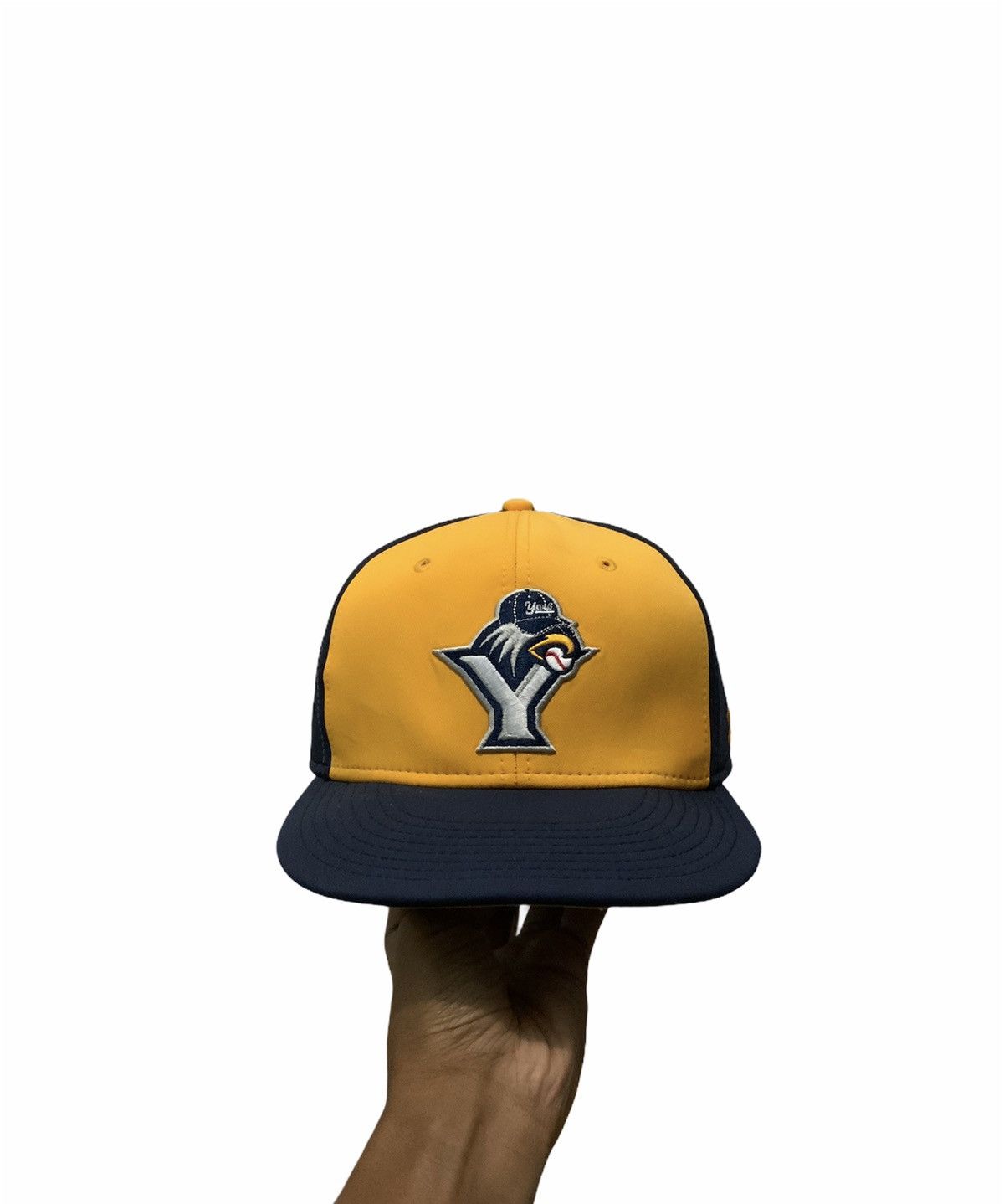 Under Armour Under Amour x Yankees Fitted Hat Size ONE SIZE - 2 Thumbnail