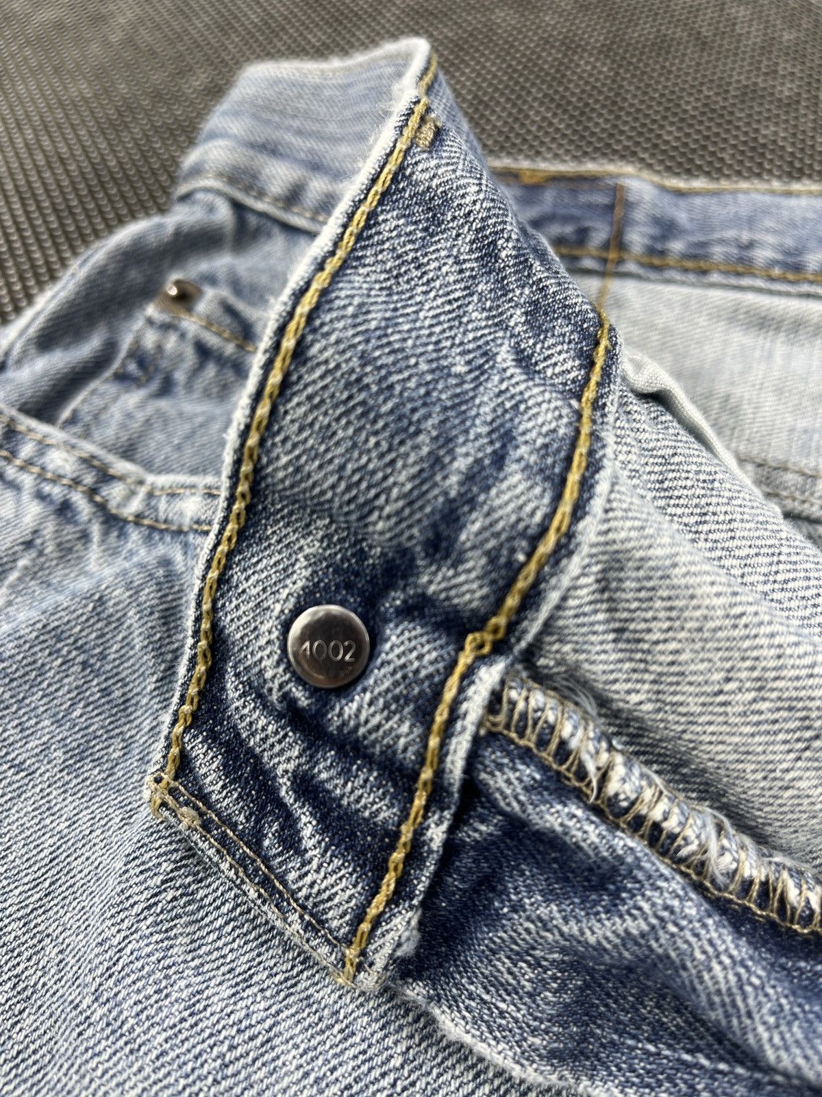 Levi's Vintage Levis 505 Faded Jeans - J020 Size US 34 / EU 50 - 7 Thumbnail