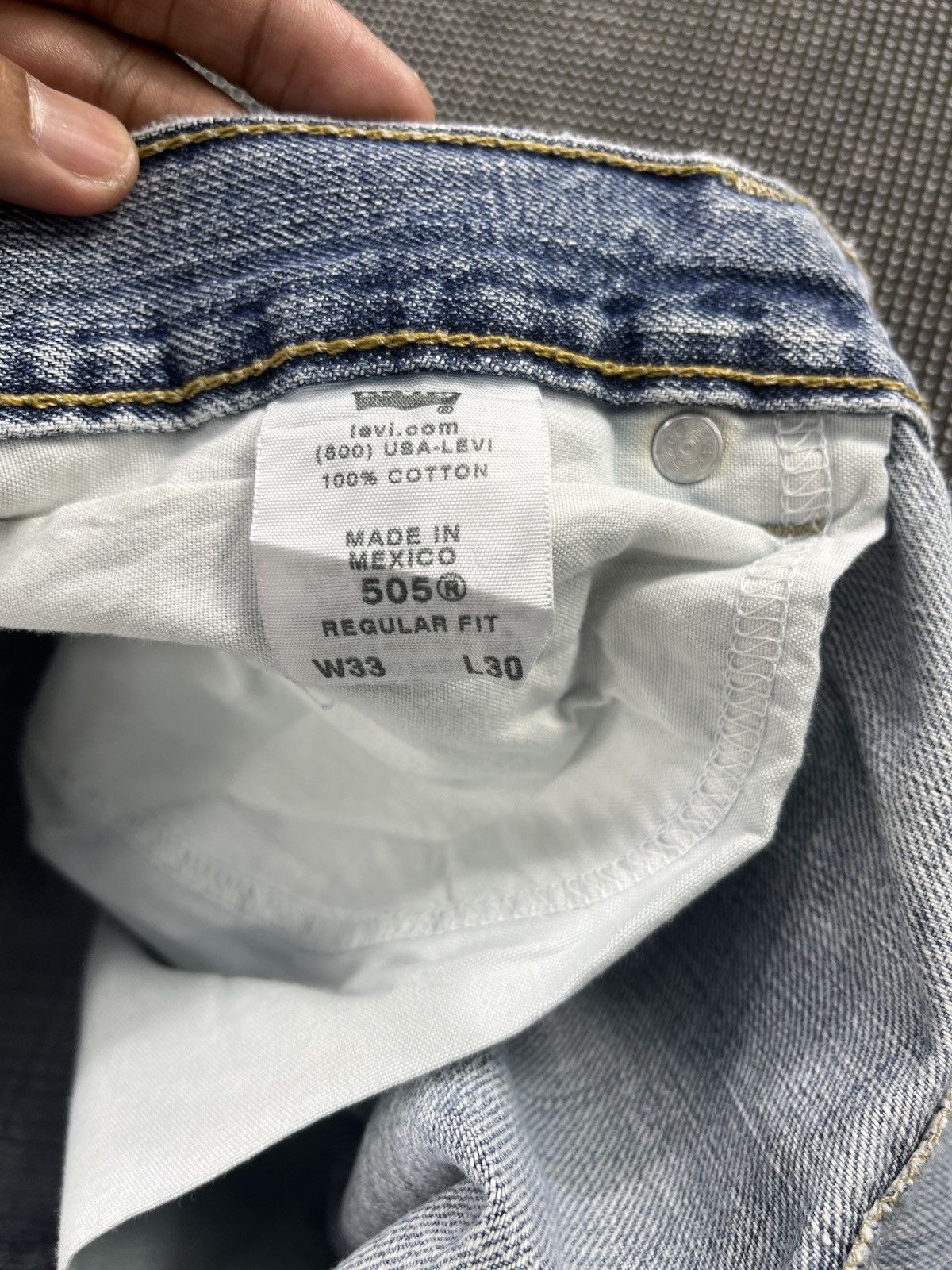 Levi's Vintage Levis 505 Faded Jeans - J020 Size US 34 / EU 50 - 8 Thumbnail