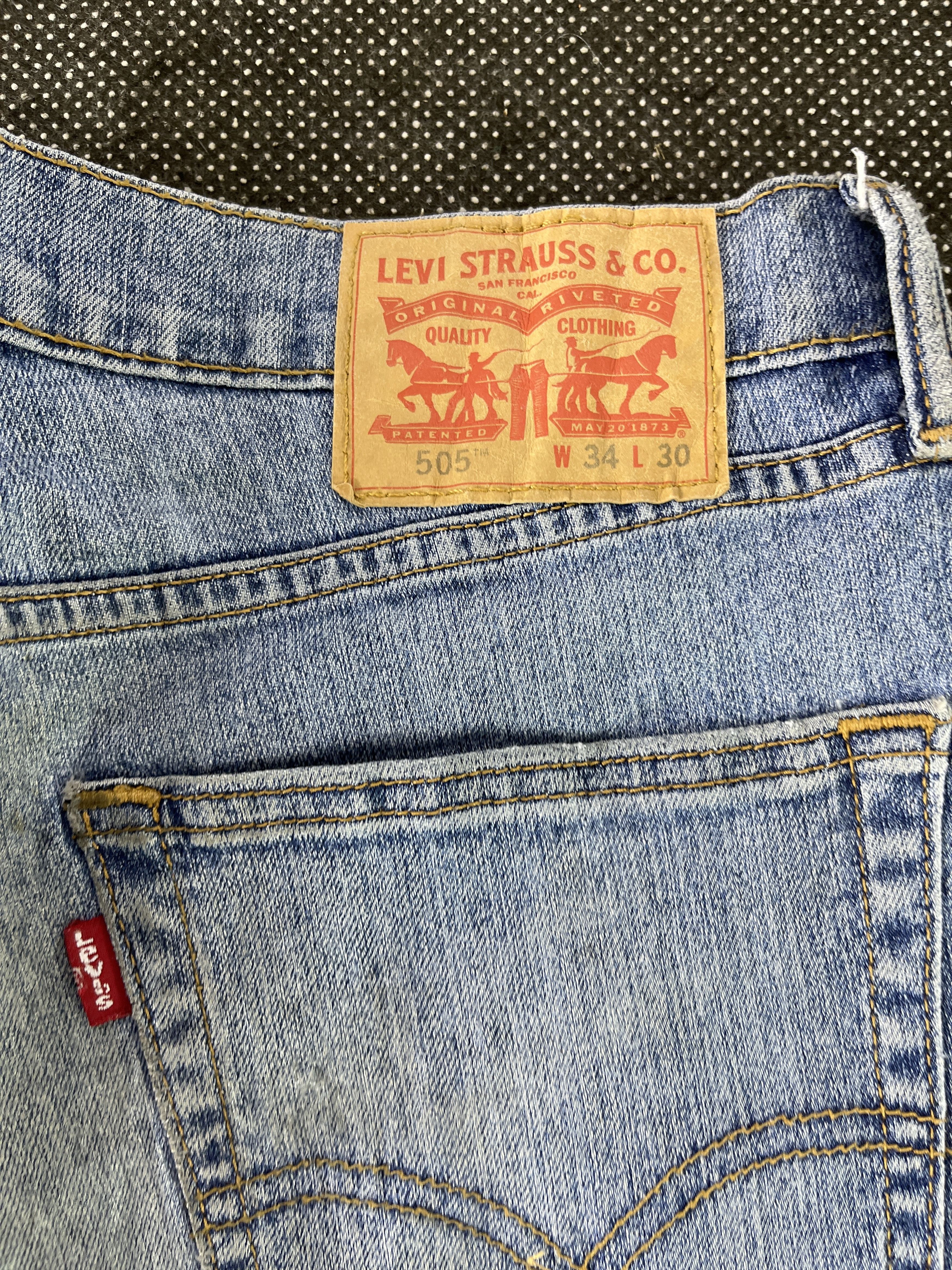 Levi's Vintage Levis 505 Faded Jeans - J328 Size US 34 / EU 50 - 10 Thumbnail