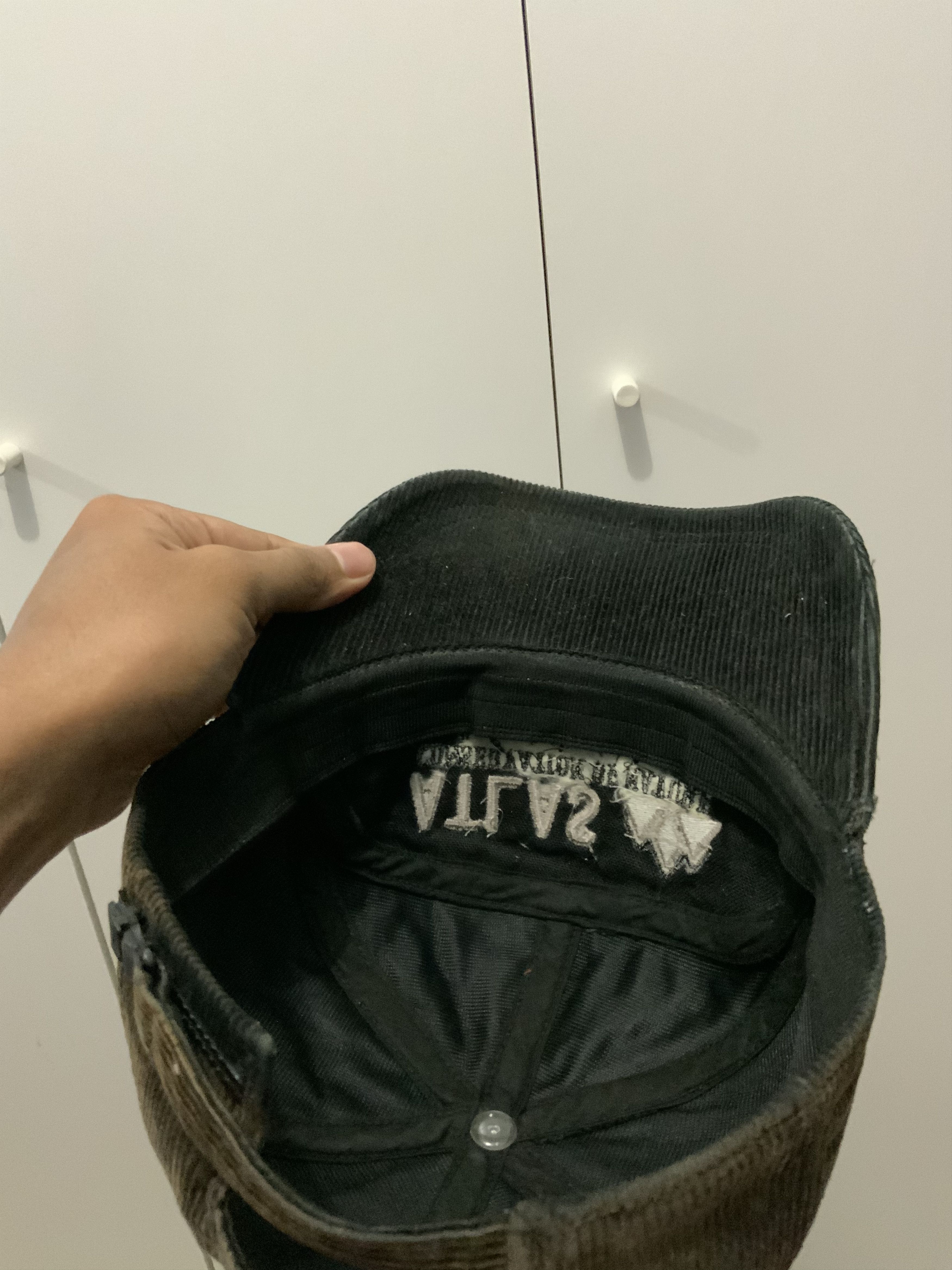 Japanese Brand Atlas of Animal Migration Corduroy Hat Cap Size ONE SIZE - 9 Thumbnail