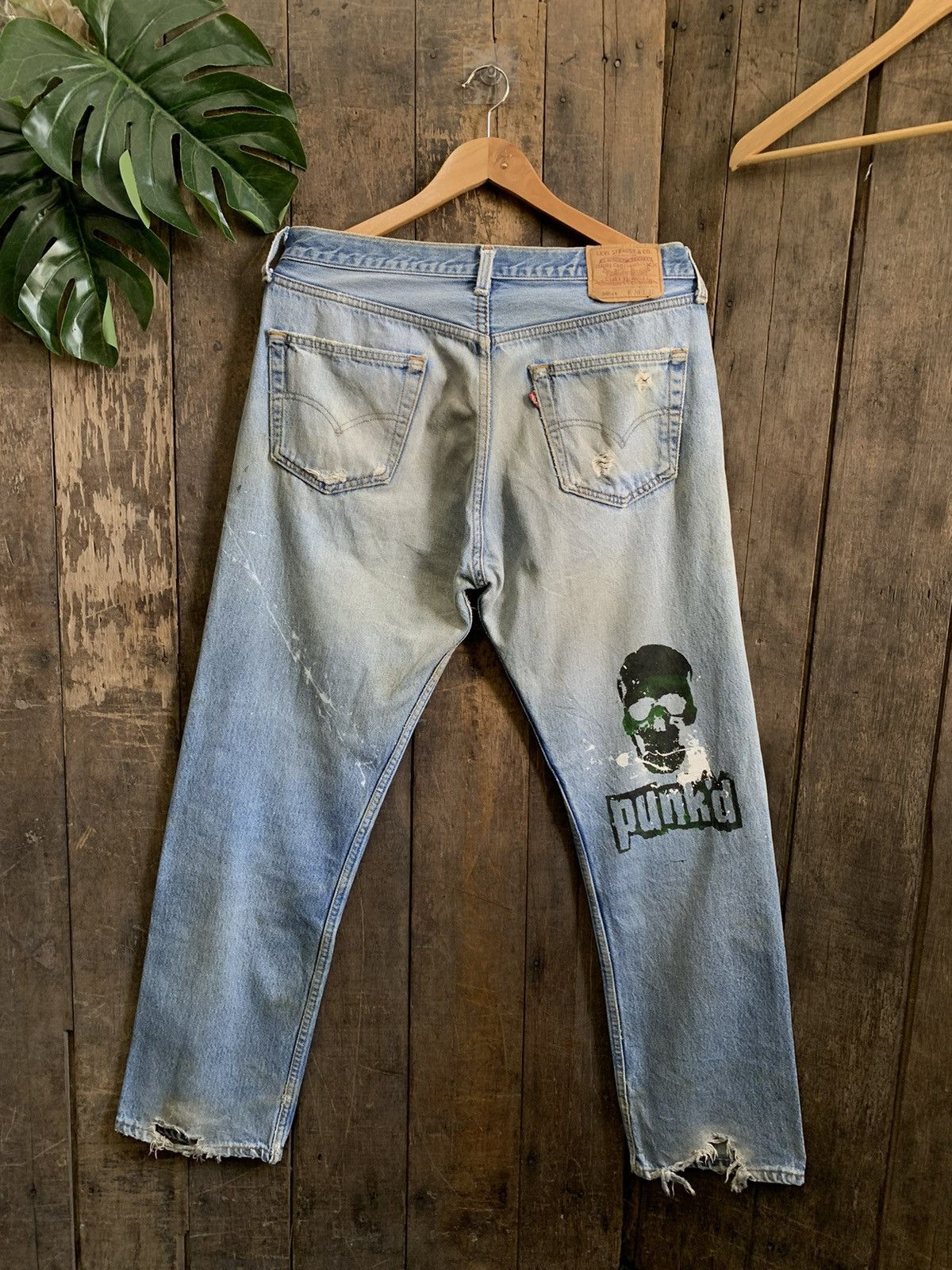 Levi's × Vintage Vintage 90’s Levis 501xx Distressed Denim Jeans Size US 35 - 9 Thumbnail