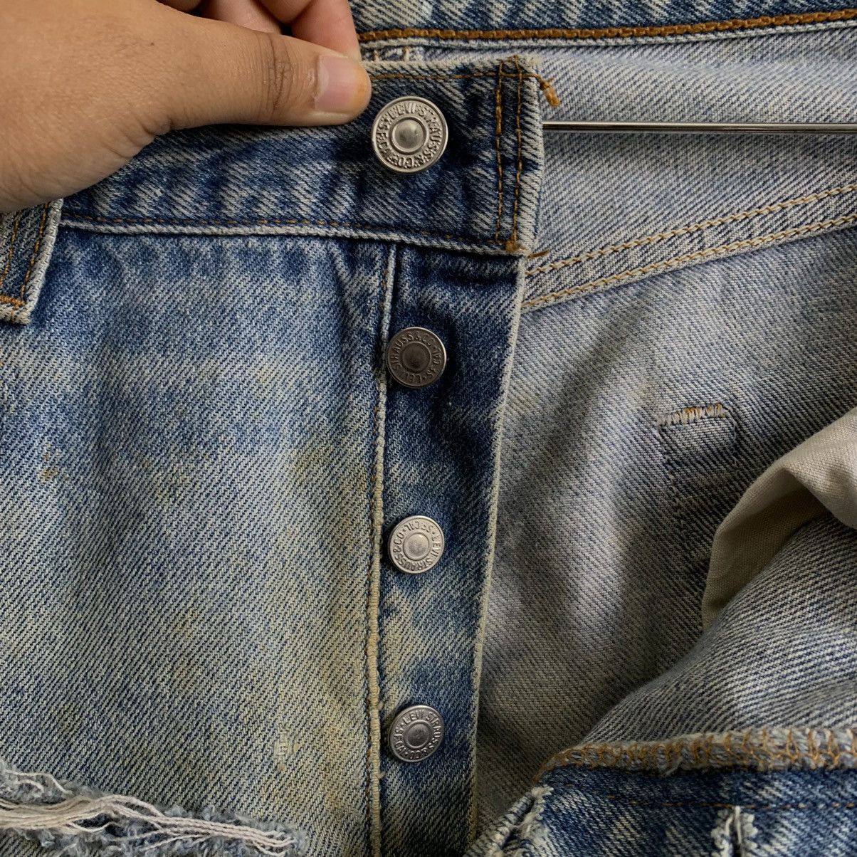 Levi's × Vintage Vintage 90’s Levis 501xx Distressed Denim Jeans Size US 35 - 8 Thumbnail