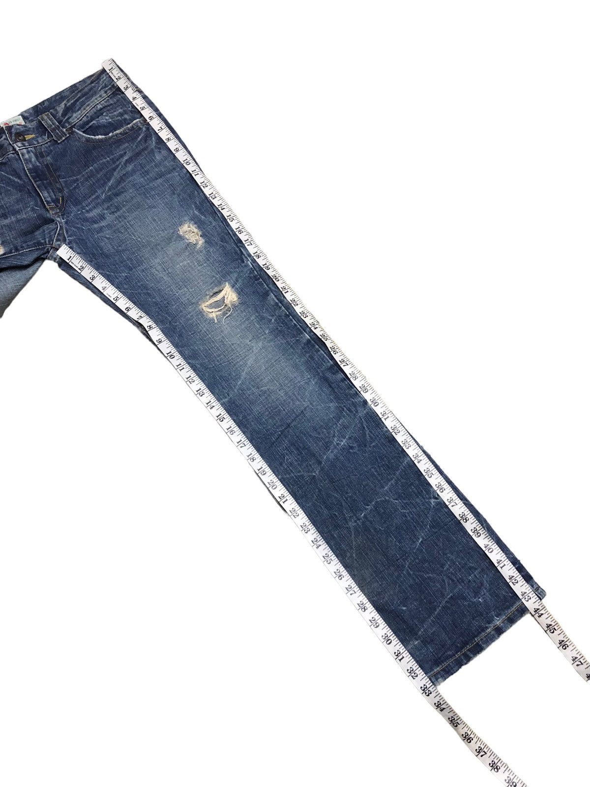 Japanese Brand FLARED OZZ FIRST PINBALL DISTRESSED DENIM Size US 32 / EU 48 - 8 Thumbnail